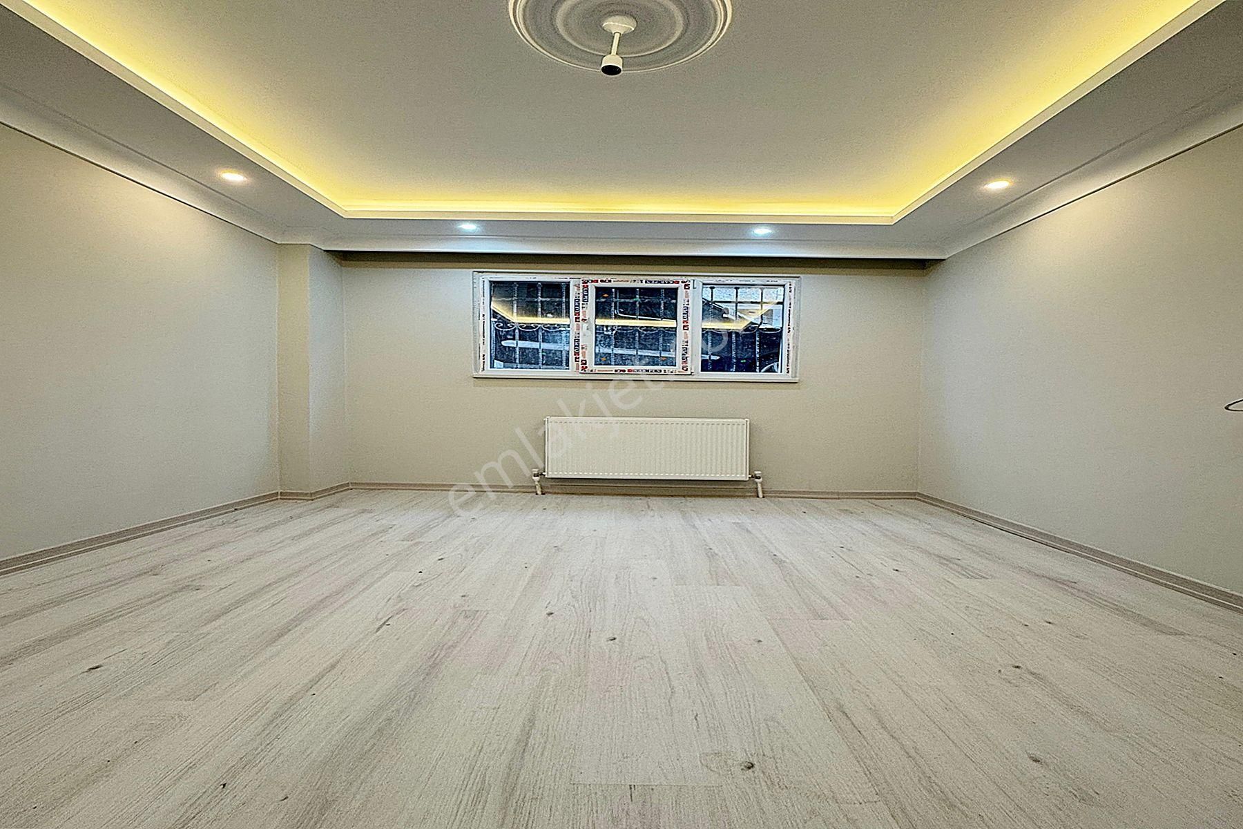 İnşaat Firmasın'dan Metrobüsün Dibinde Sıfır 2+1 B.katı Daire