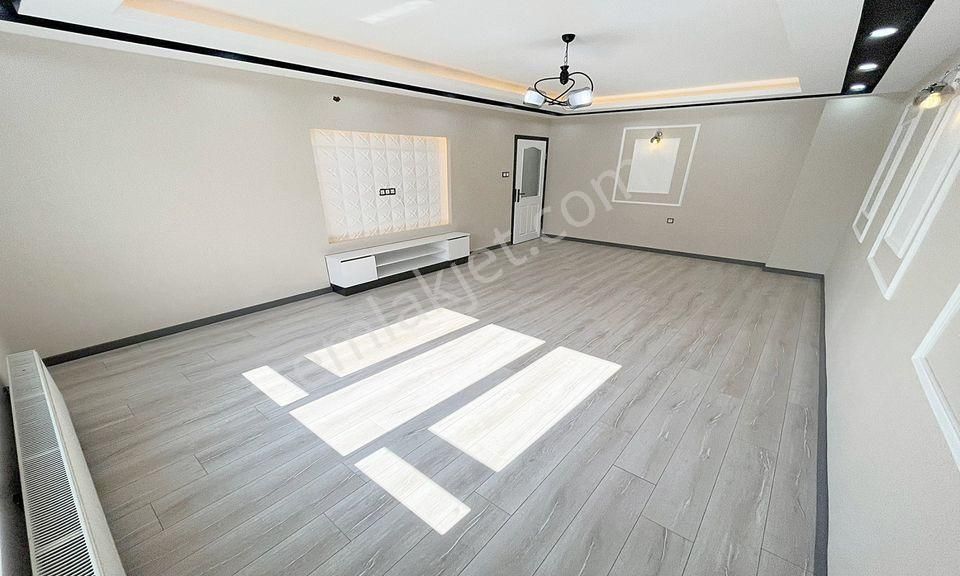 Nur Yapı'dan Emsalsiz Lüx Oturumluk/yatırımlık Daire!!!