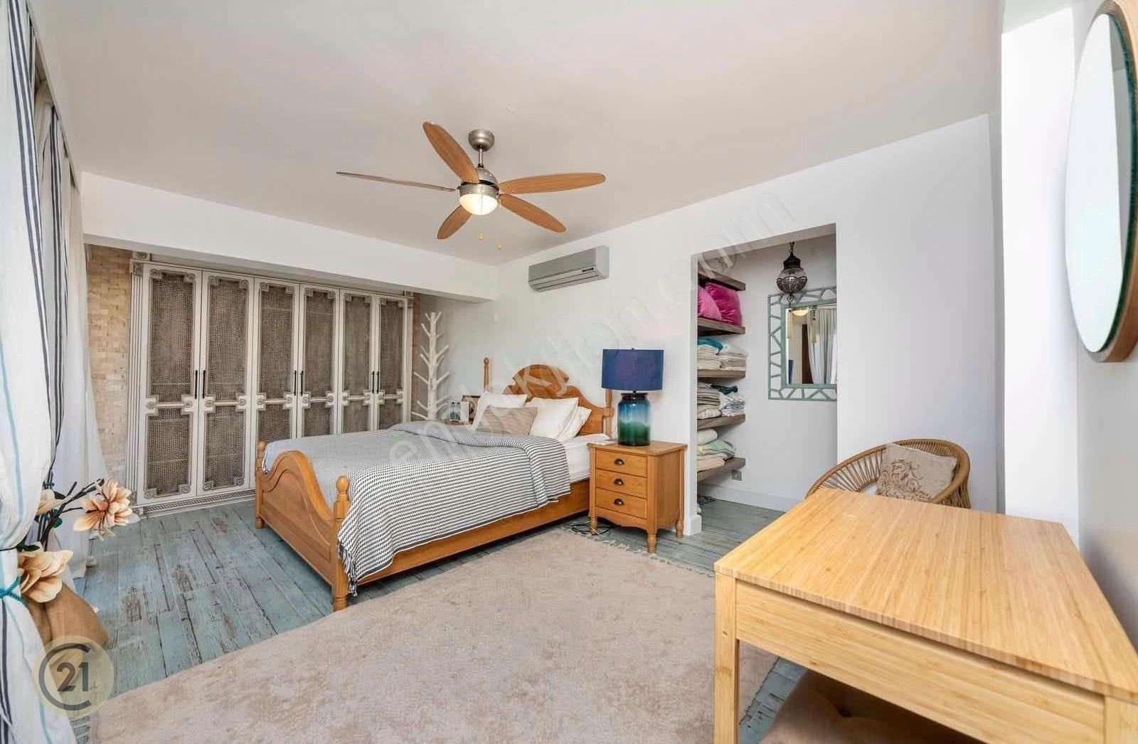 Century21 Den Mükemmel Konumda Müstakil Villa... - Görsel 4