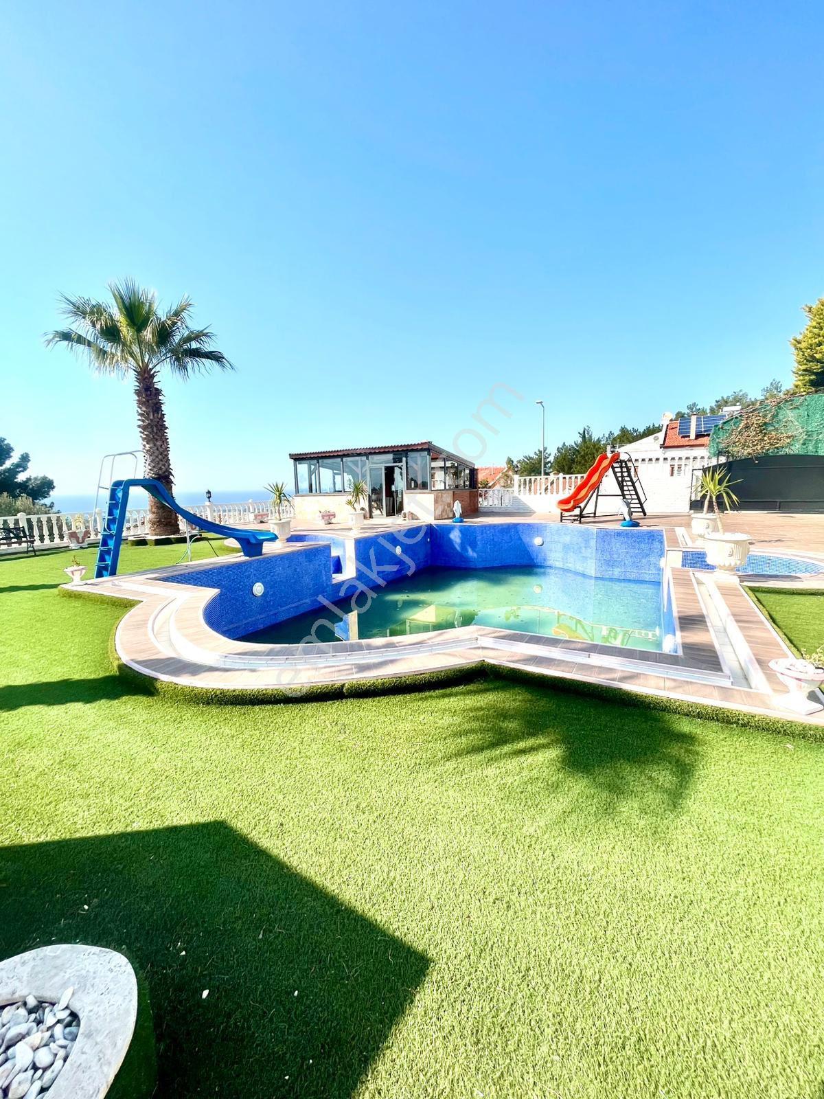 Kuşadası Soğucak Bölgesindeki Malikane Villamız - Görsel 6
