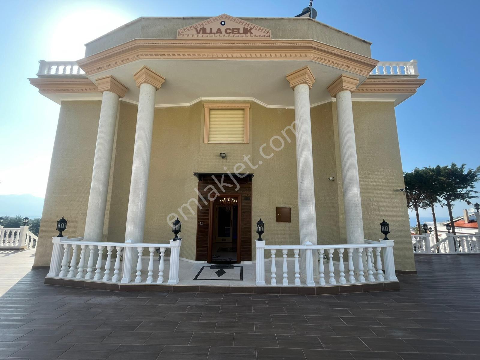 Kuşadası Soğucak Bölgesindeki Malikane Villamız - Görsel 2
