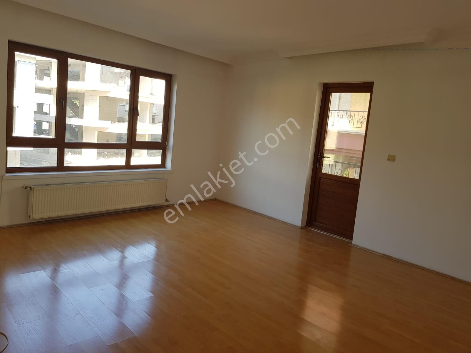Etlik Caddesinde Ota Kat Arka Cephe Bağımsız Kiralık Daire