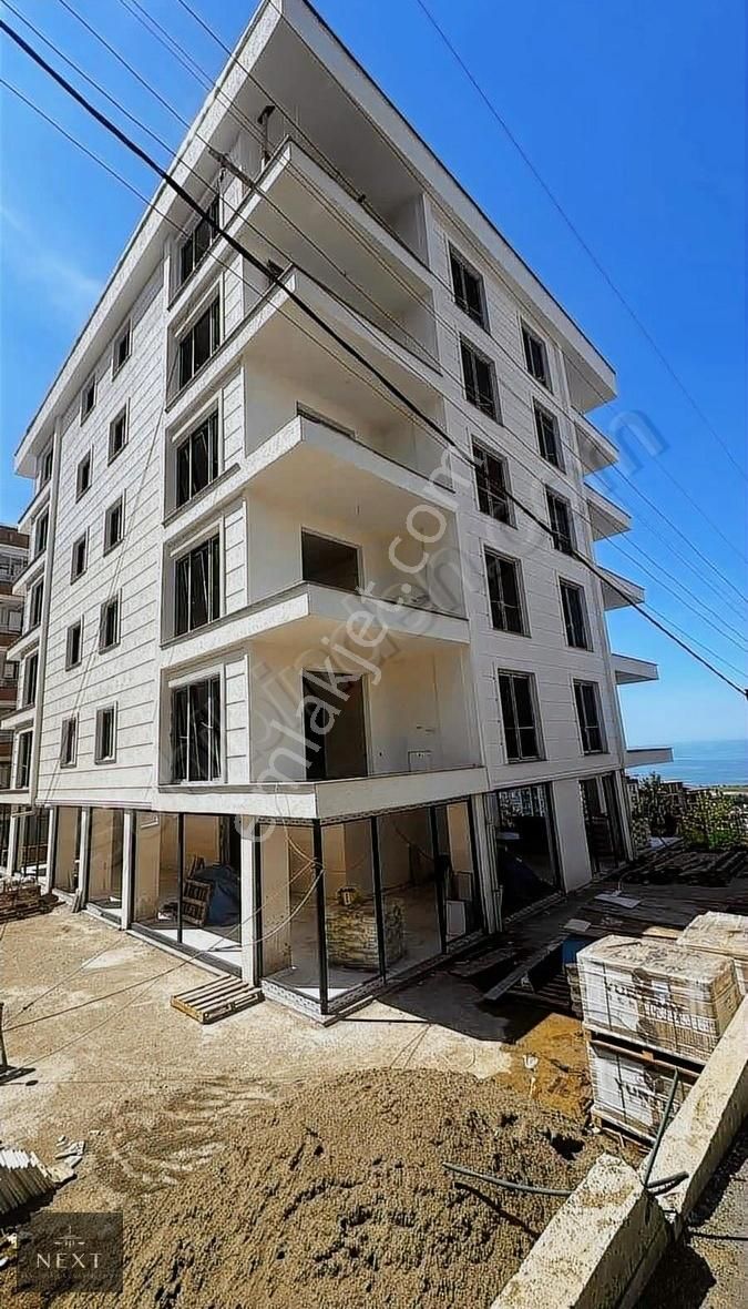 Konaklarda Fırsat Fiyatlı Deniz Manzaralı Daire Satlıktır
