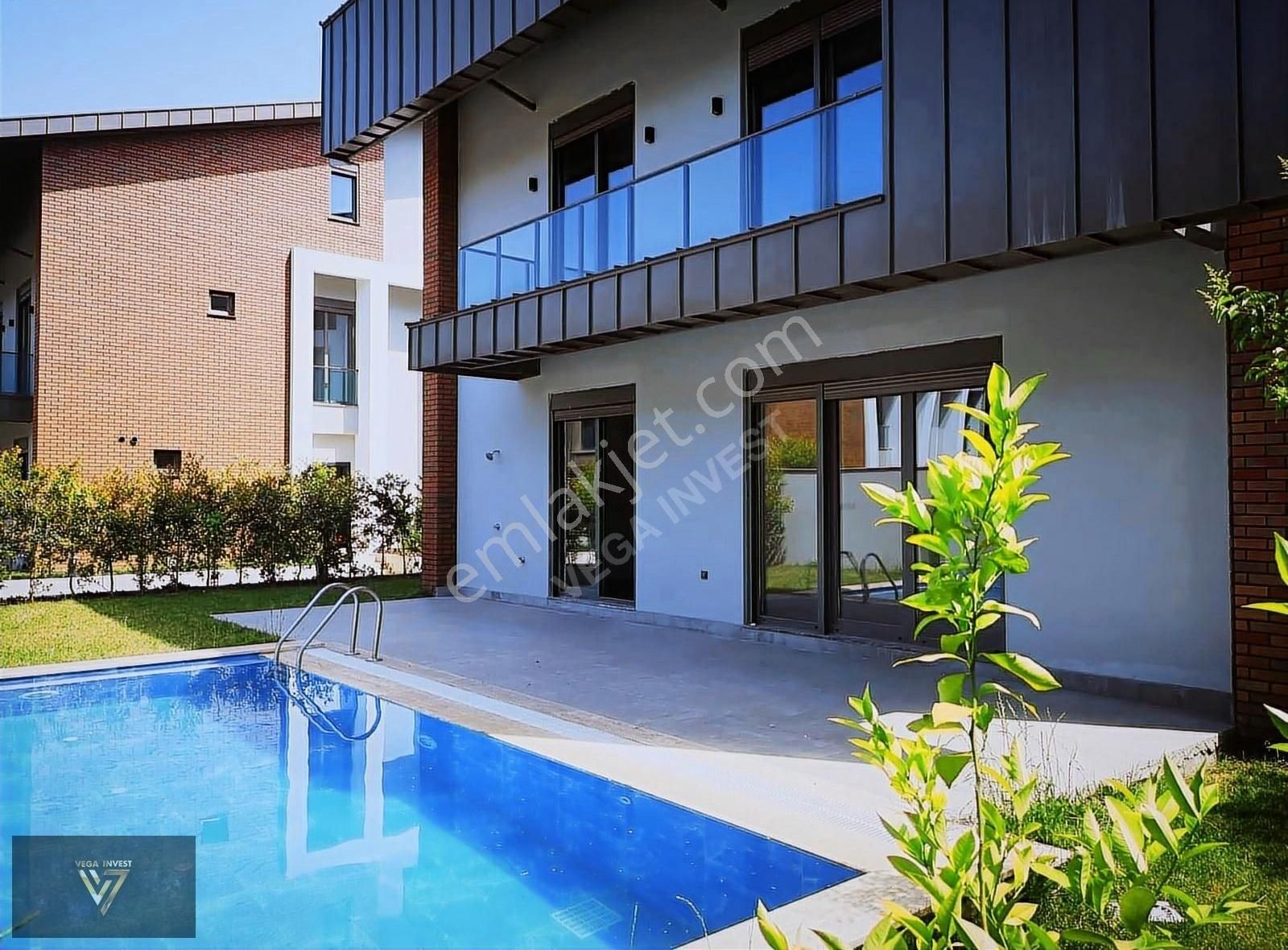 Konyaaltı Mollayusuf Mah.müstakil Havuzlu Satılık 5+1 Lüks Villa - Görsel 16