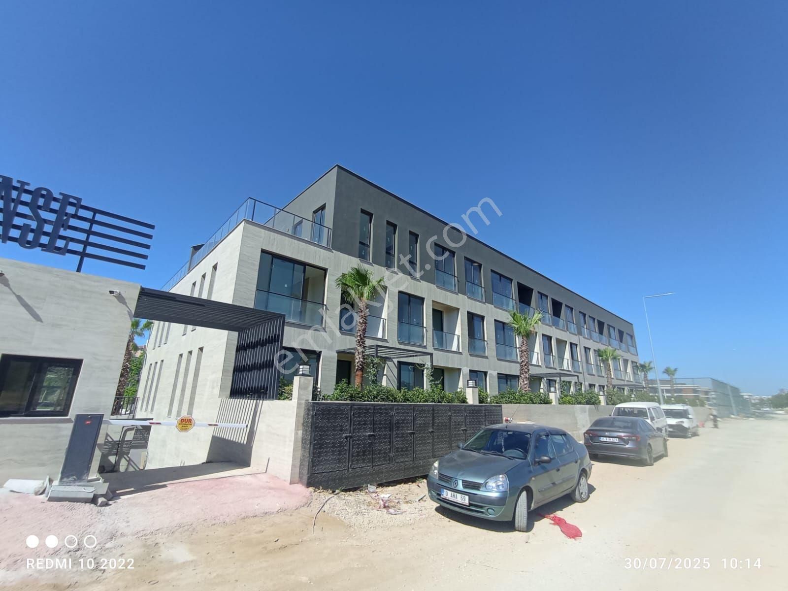 Ayrancılar İnönü Mahallesi Nde Havuzlu Ve Güvenlikli Site İçinde - Görsel 4