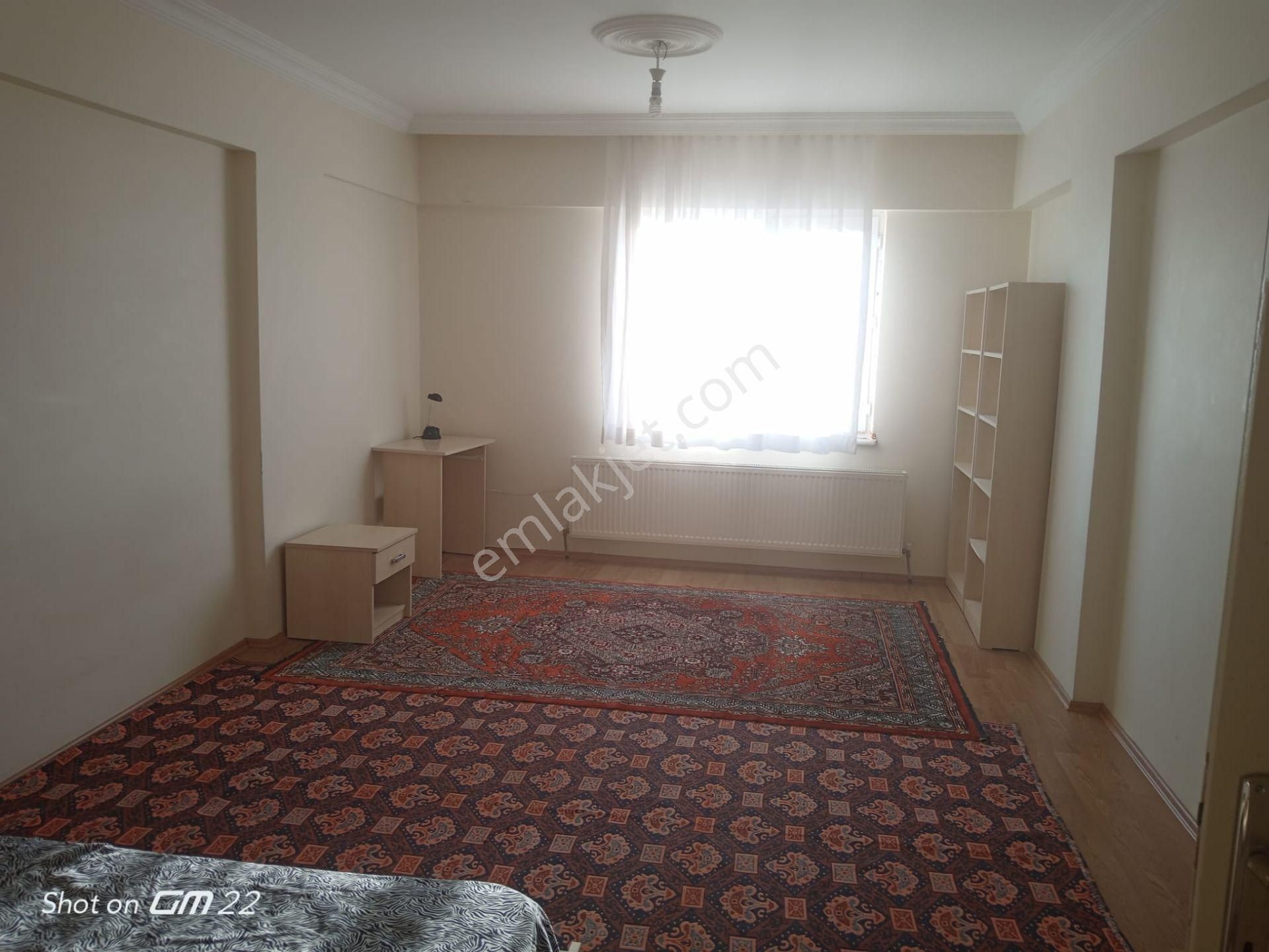 Üniversite Yerleşkesine Yakın, Eşyalı, 2+1, Kiralık Daire