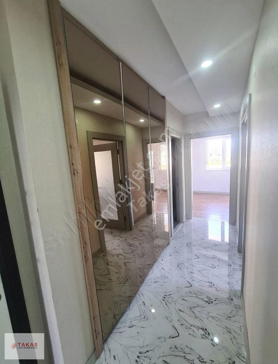 Ayanoğlu Mah 2+1 Kapalı Mutfak Yüksek Giriş Daire