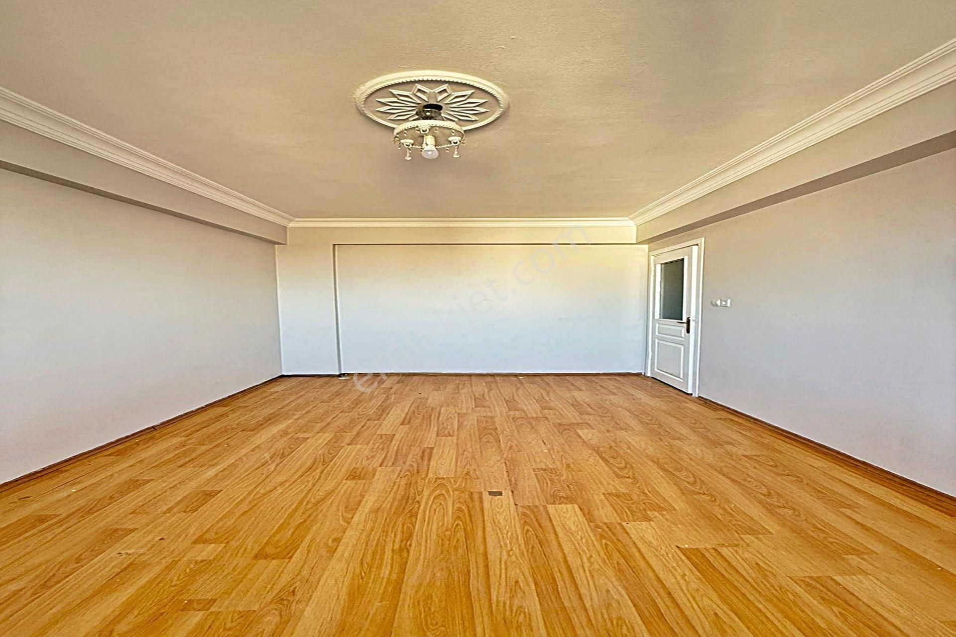 İnönü Mahallesinde 100 M2 Manzaralı Çift Balkonlu 2+1 Arakat - Görsel 15