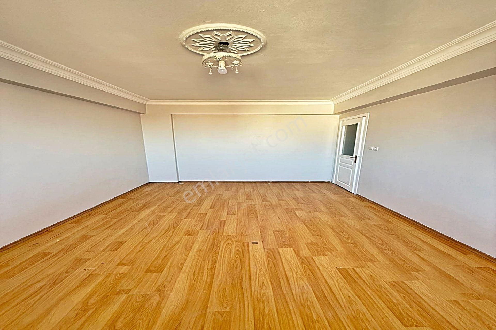 İnönü Mahallesinde 100 M2 Manzaralı Çift Balkonlu 2+1 Arakat - Görsel 14