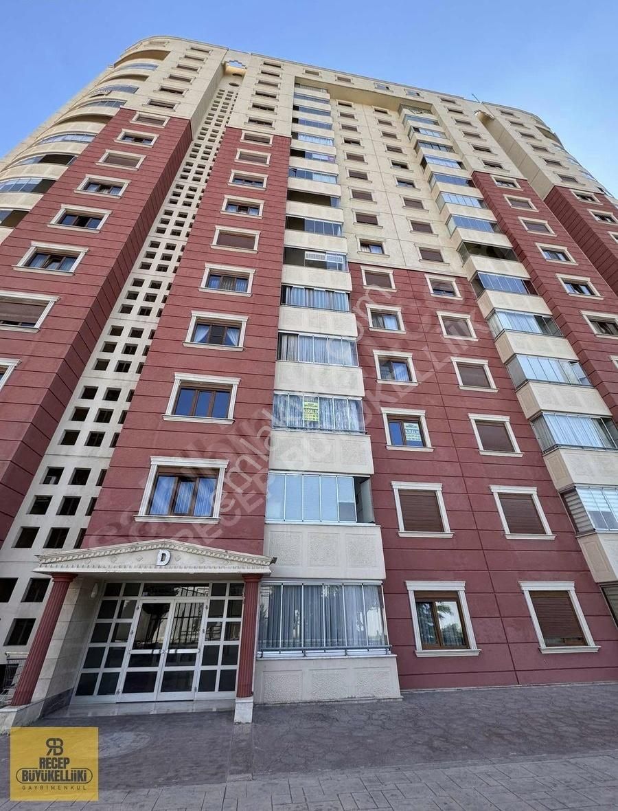 Kule Site Karşısı Manolya Sitesinde 4,5+1 Kiralık Ultralüx Daire
