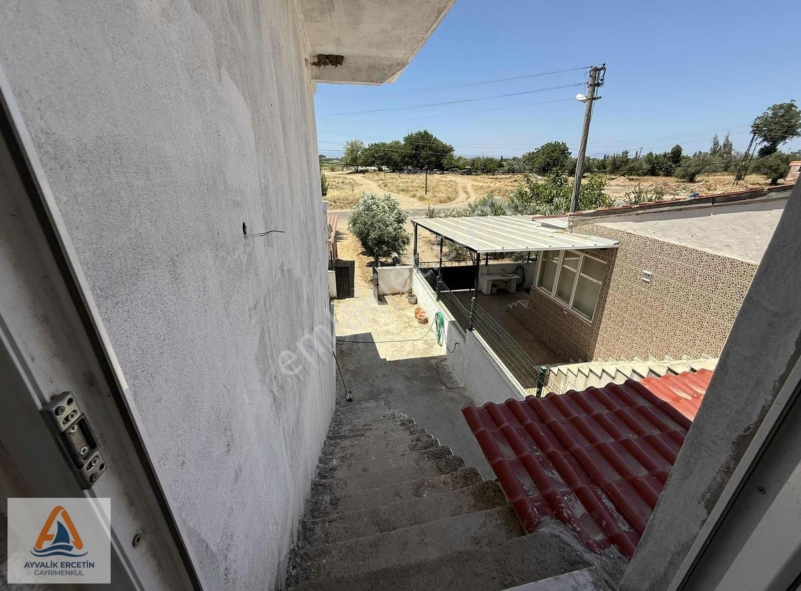 Ayvalık Altınova Bahçeli 2adet 3+1 Müstakil Ev - Görsel 29