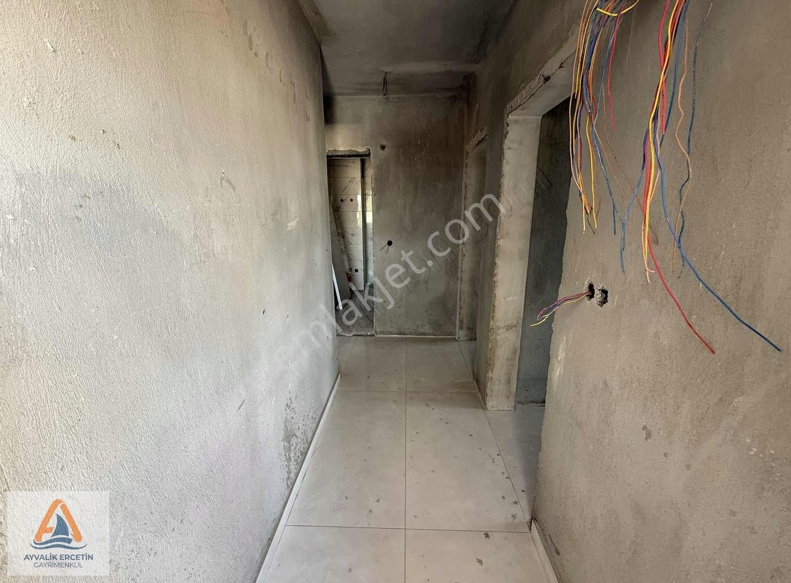 Ayvalık Altınova Bahçeli 2adet 3+1 Müstakil Ev - Görsel 2