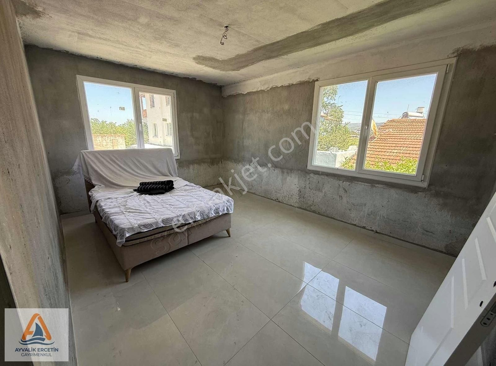 Ayvalık Altınova Bahçeli 2adet 3+1 Müstakil Ev - Görsel 26