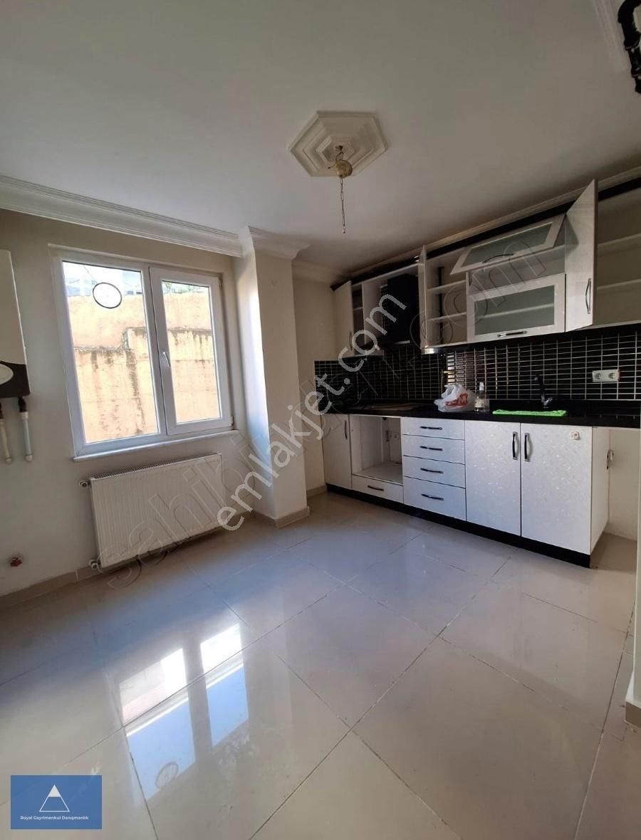 Çınaraltı Cami Arkası Kiralık 2+1