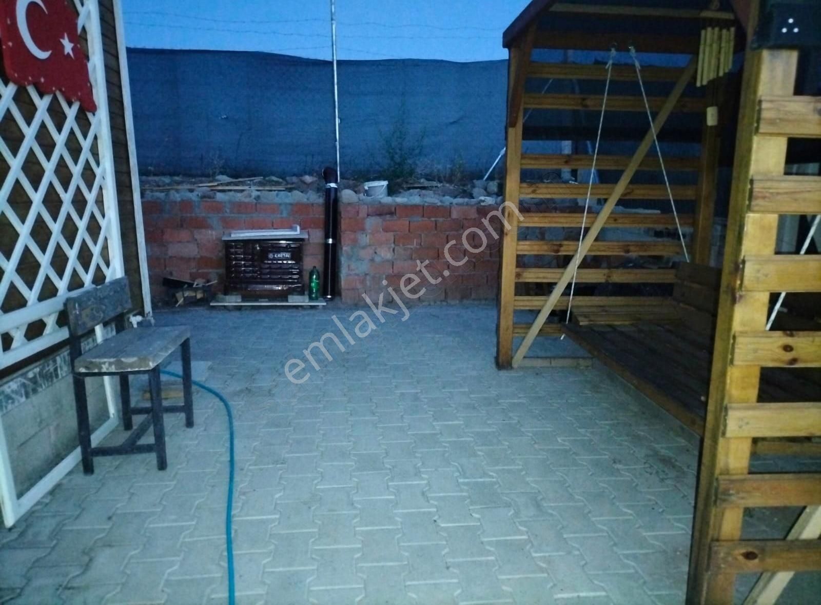 K.kazan Gyo'dan İçören Mah 2+1 Evi Olan Şehir Manzaralı Bahçe - Görsel 12