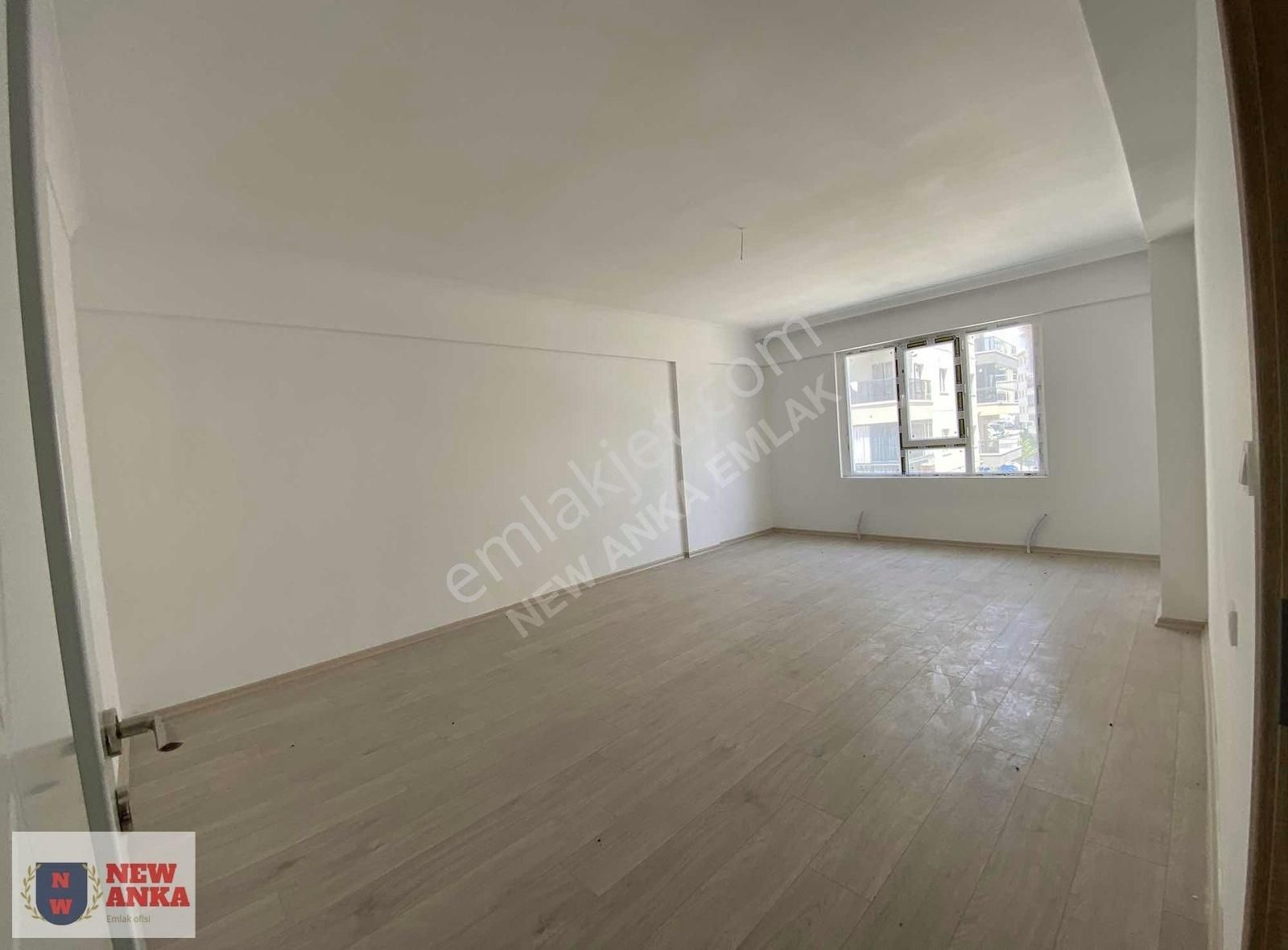 Dev L Balkon! Sıfır Merkezi Yerde Katta Ultra Geniş Daire