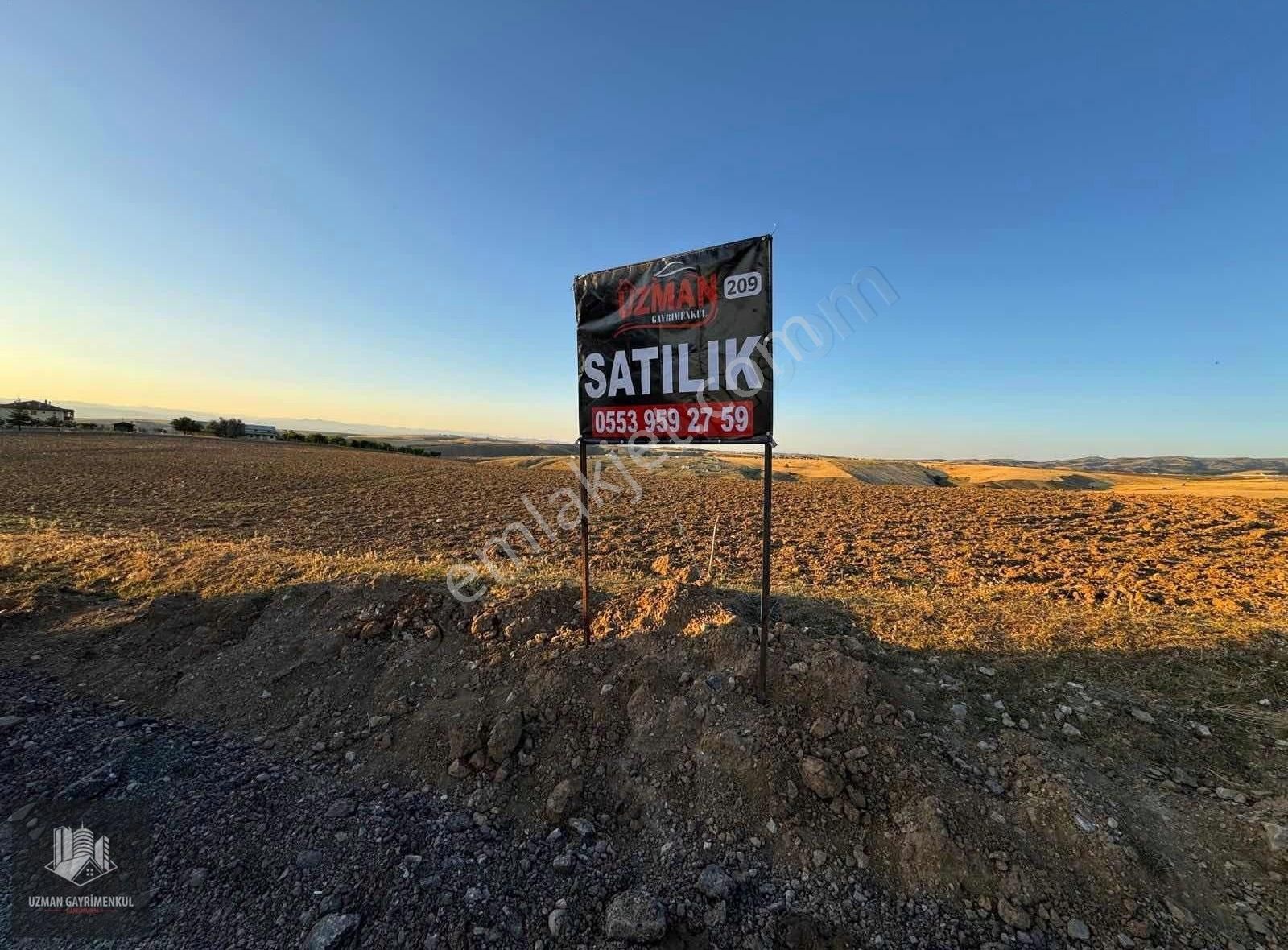 Tarım Ve Hayvancılık Ruhsatlı Tek Tapu 5.565 M2 İmarlı Kupon Ars