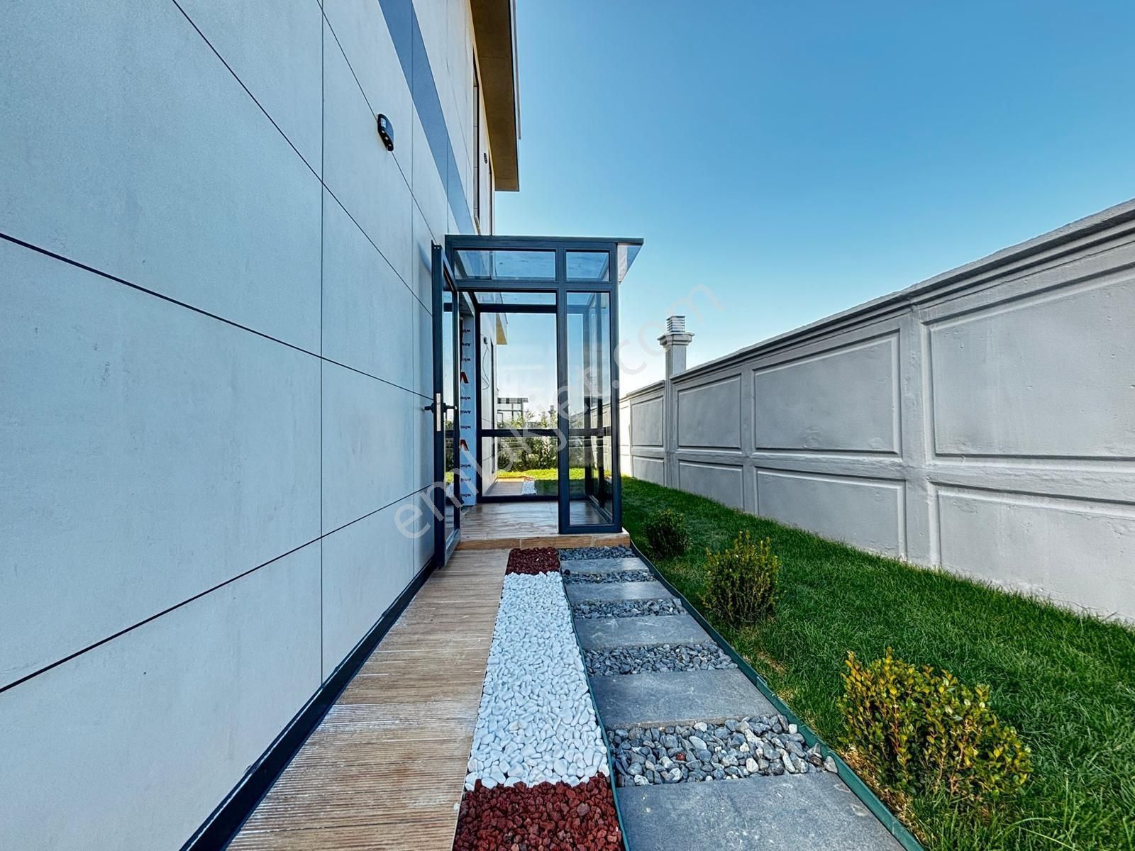 B.çekmece Celaliye E-5 ‘e Yakın 7+1 Müstakil Lüks Villa - Görsel 21