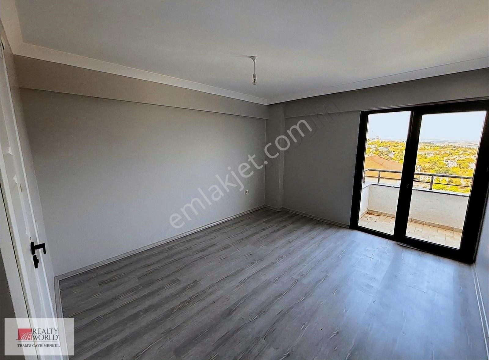İzmit Kabaoğlu 5+2 Müstakil Sıfır,doğa Manzaralı Fırsat Villa
