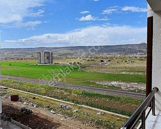 Erkilet Camii Kebir Mahallesinde Oturulur Durumda Satılık Daireler