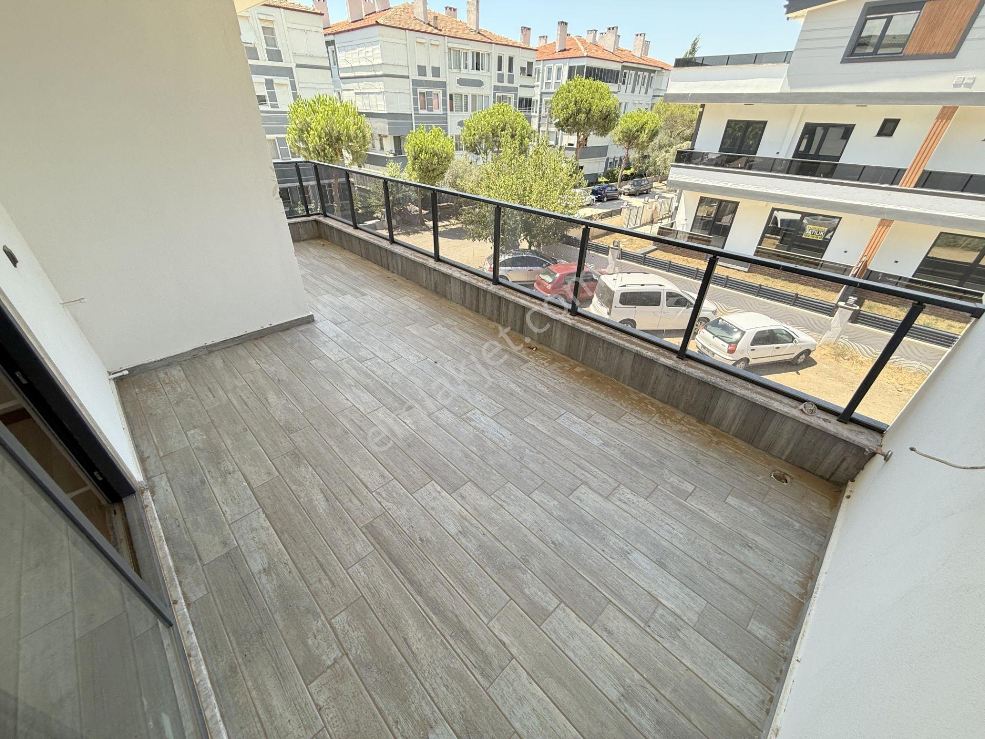 🔵🔵 Güç Gayrimenkul'den Zeytinli'de Kazdağları Manzaralı Otoparklı Lüx Satılık 3+1 Villa - Görsel 26