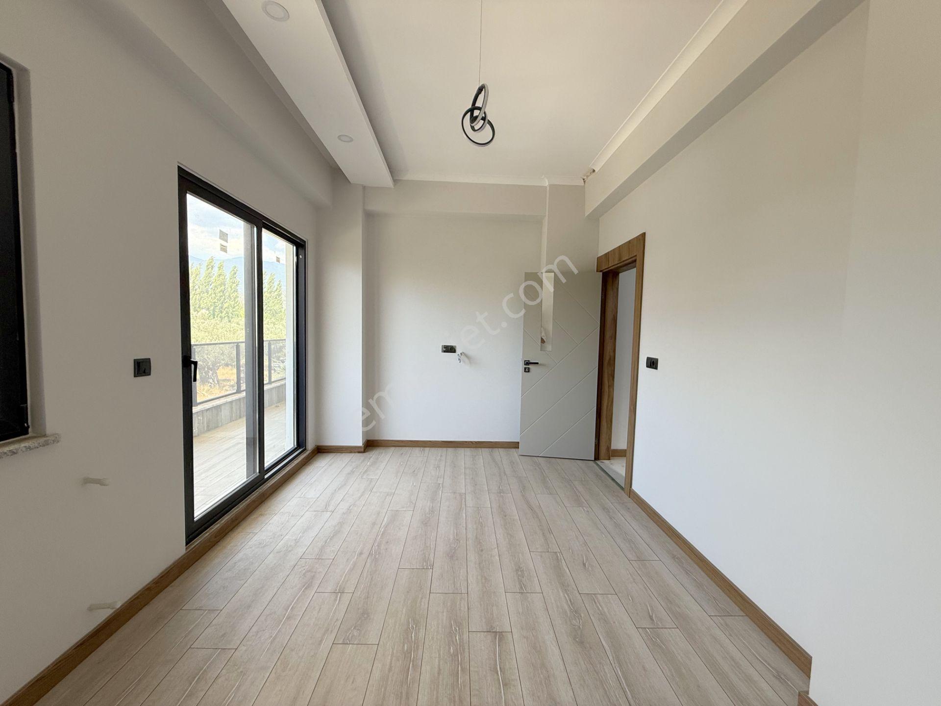 🔵🔵 Güç Gayrimenkul'den Zeytinli'de Kazdağları Manzaralı Otoparklı Lüx Satılık 3+1 Villa - Görsel 16