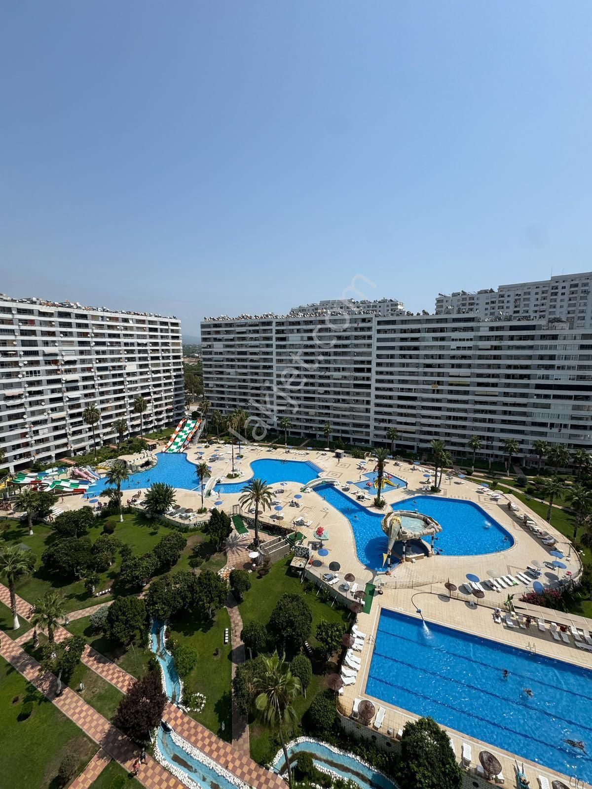 Doğan Aquapark Sitesinde Muhteşem Masrafsız Eşyalı 2+1