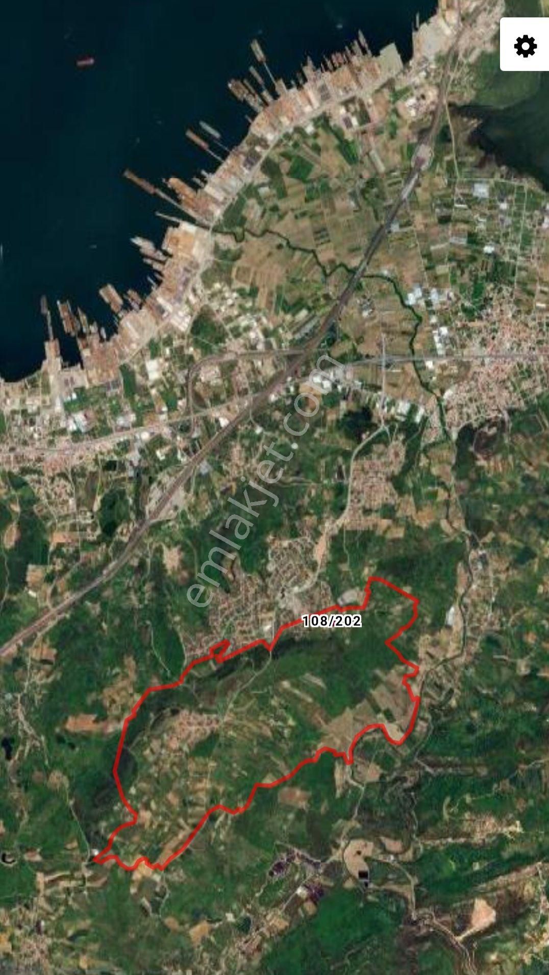 Satılık Tarla 918 M2 Müstakil Parsel Yalova Altınova Geyıkdere Mah