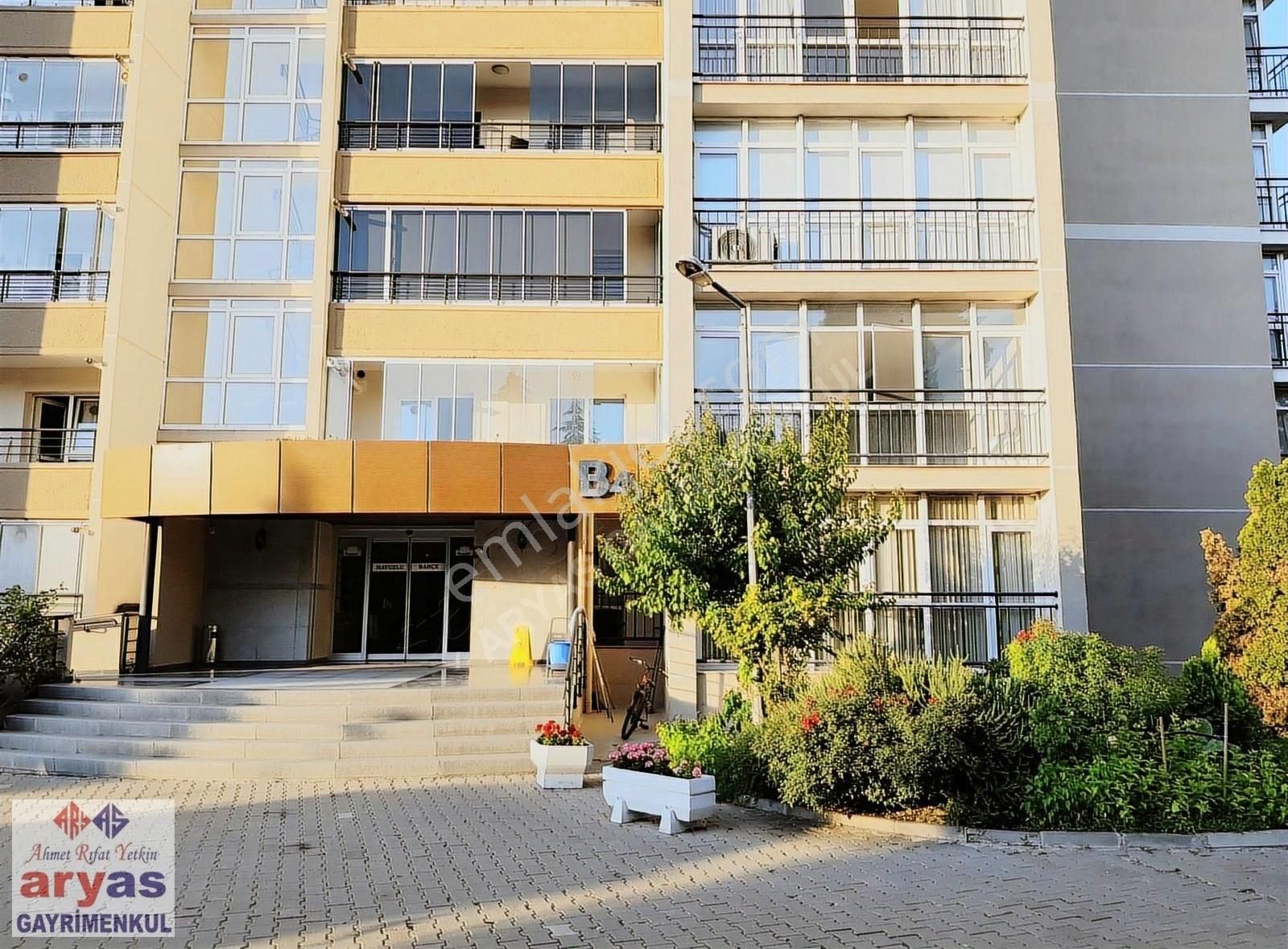 Havuzlu Bahçe Konutlarında 4+1 Daire - Görsel 4