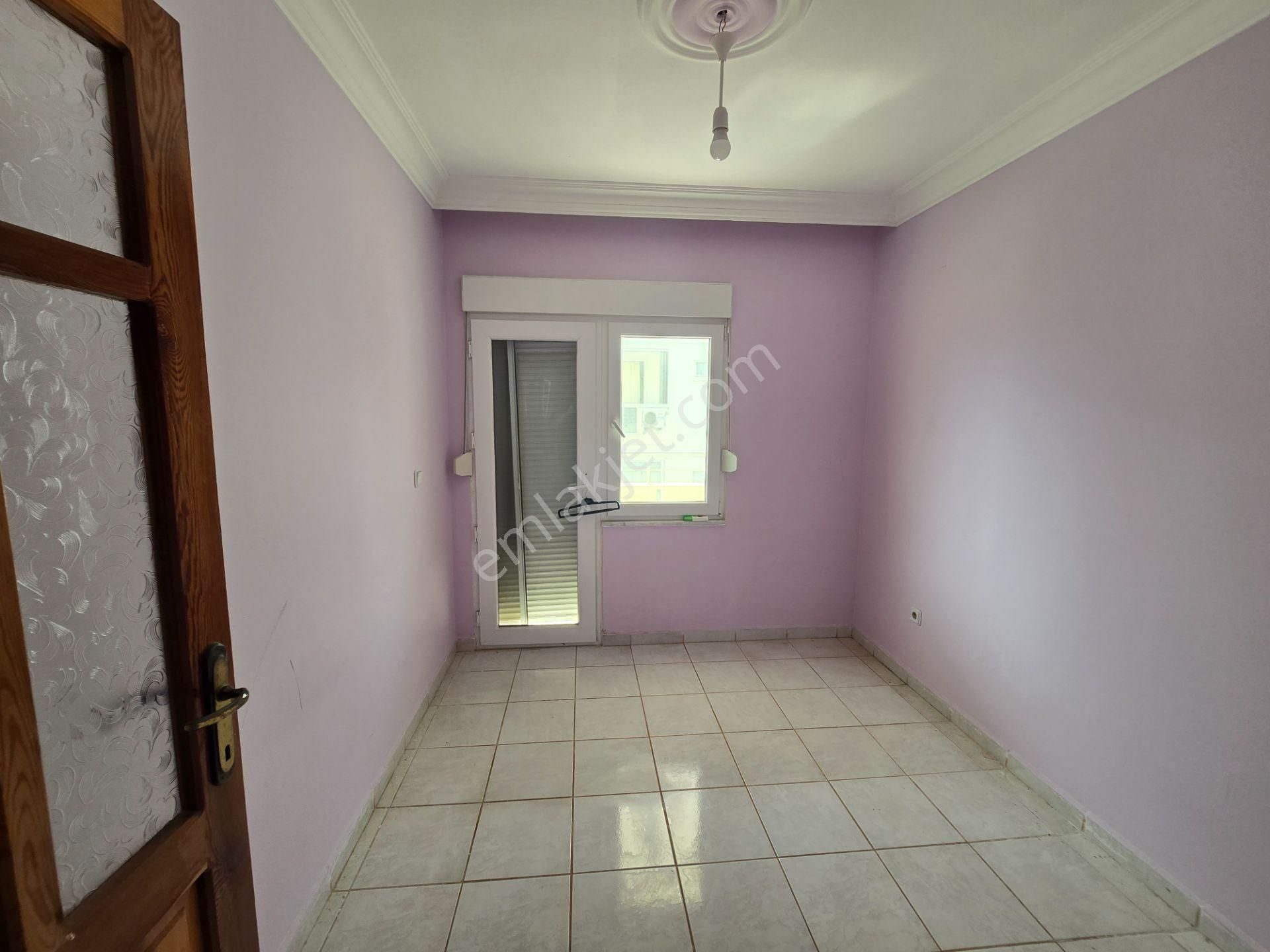 Obanın Merkezinde Deniz Manzaralı Satılık 2+1 Sahile 50 Metre - Görsel 16