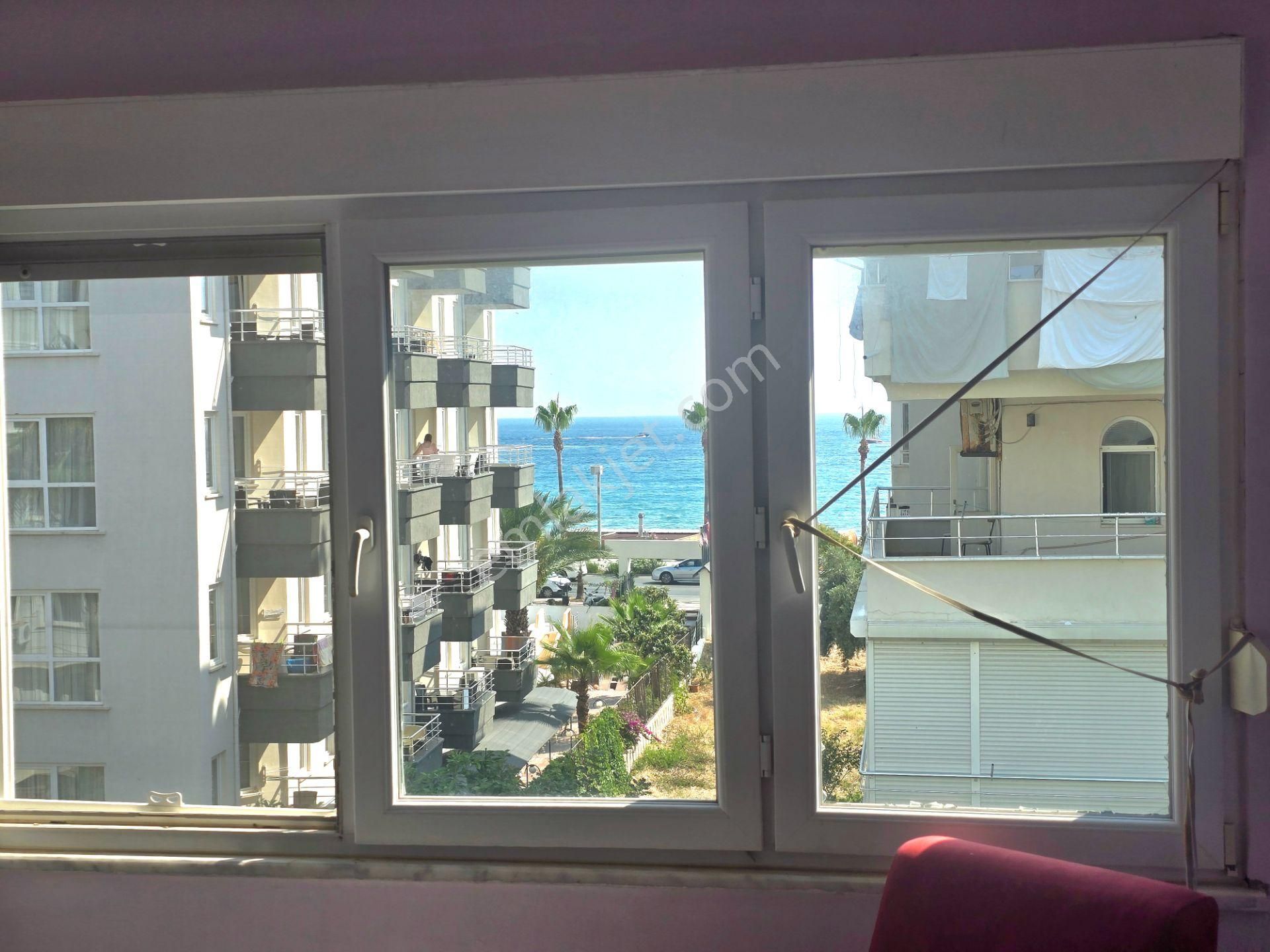 Obanın Merkezinde Deniz Manzaralı Satılık 2+1 Sahile 50 Metre - Görsel 27