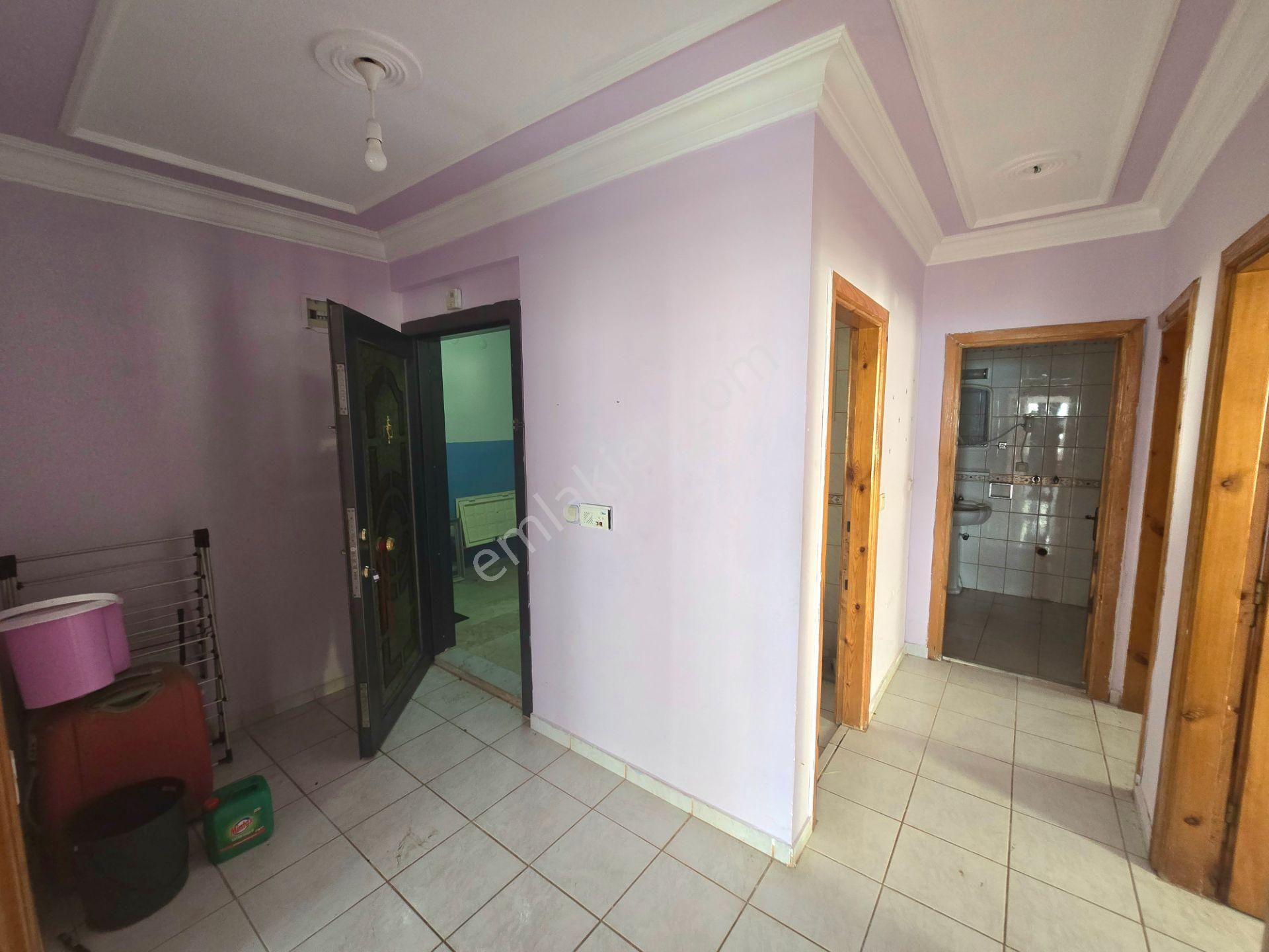 Obanın Merkezinde Deniz Manzaralı Satılık 2+1 Sahile 50 Metre - Görsel 28