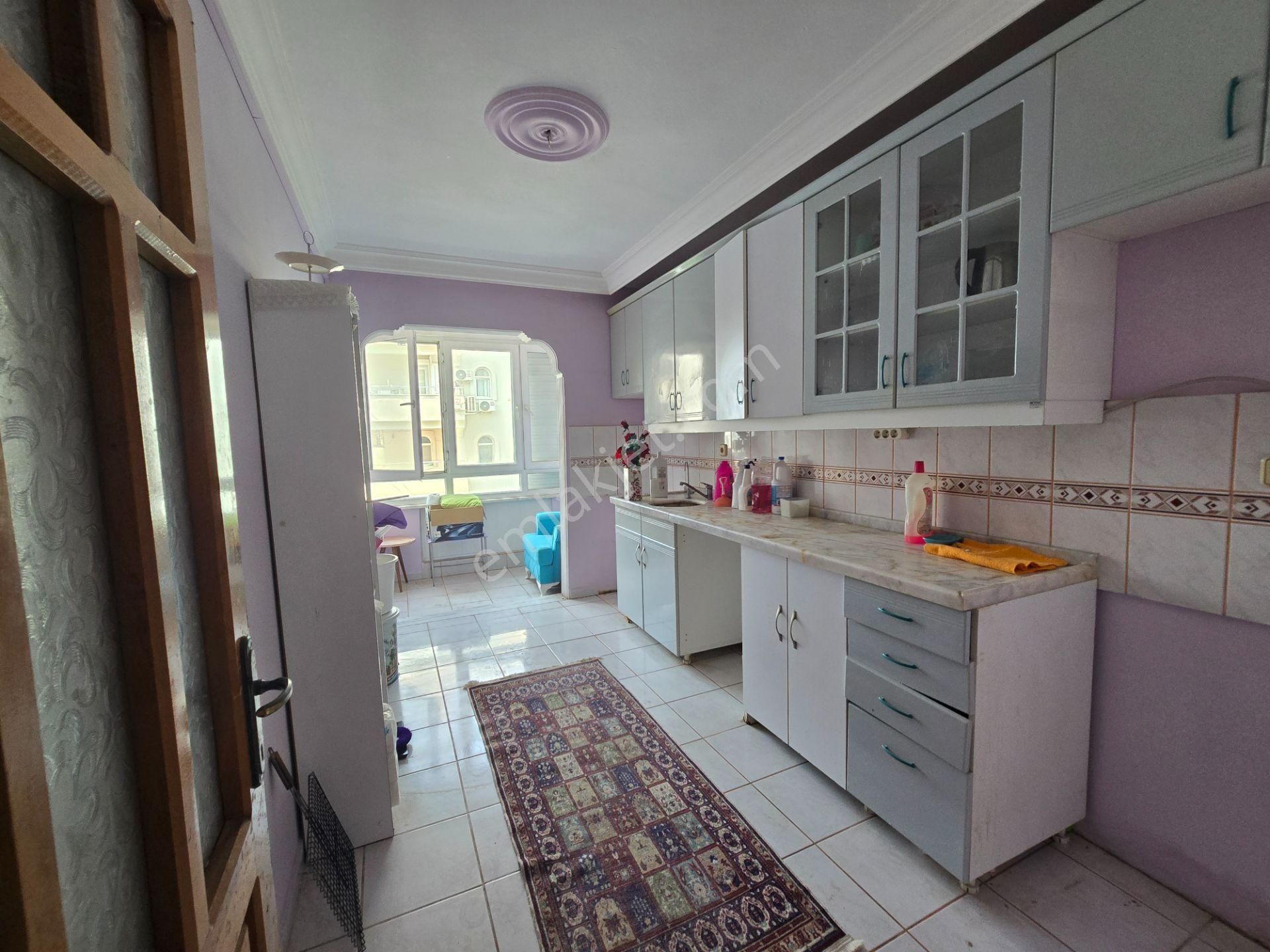 Obanın Merkezinde Deniz Manzaralı Satılık 2+1 Sahile 50 Metre - Görsel 9