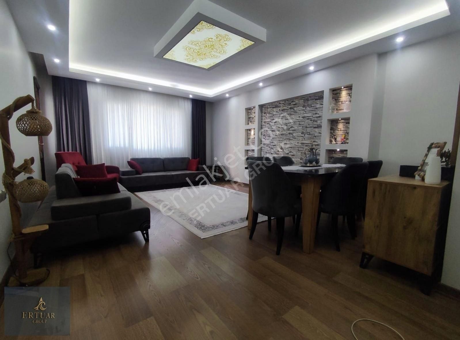 Kurttepe Hasan Usta Civarı İçi Yapılı Doğalgazlı 3+1 K. Mutfak
