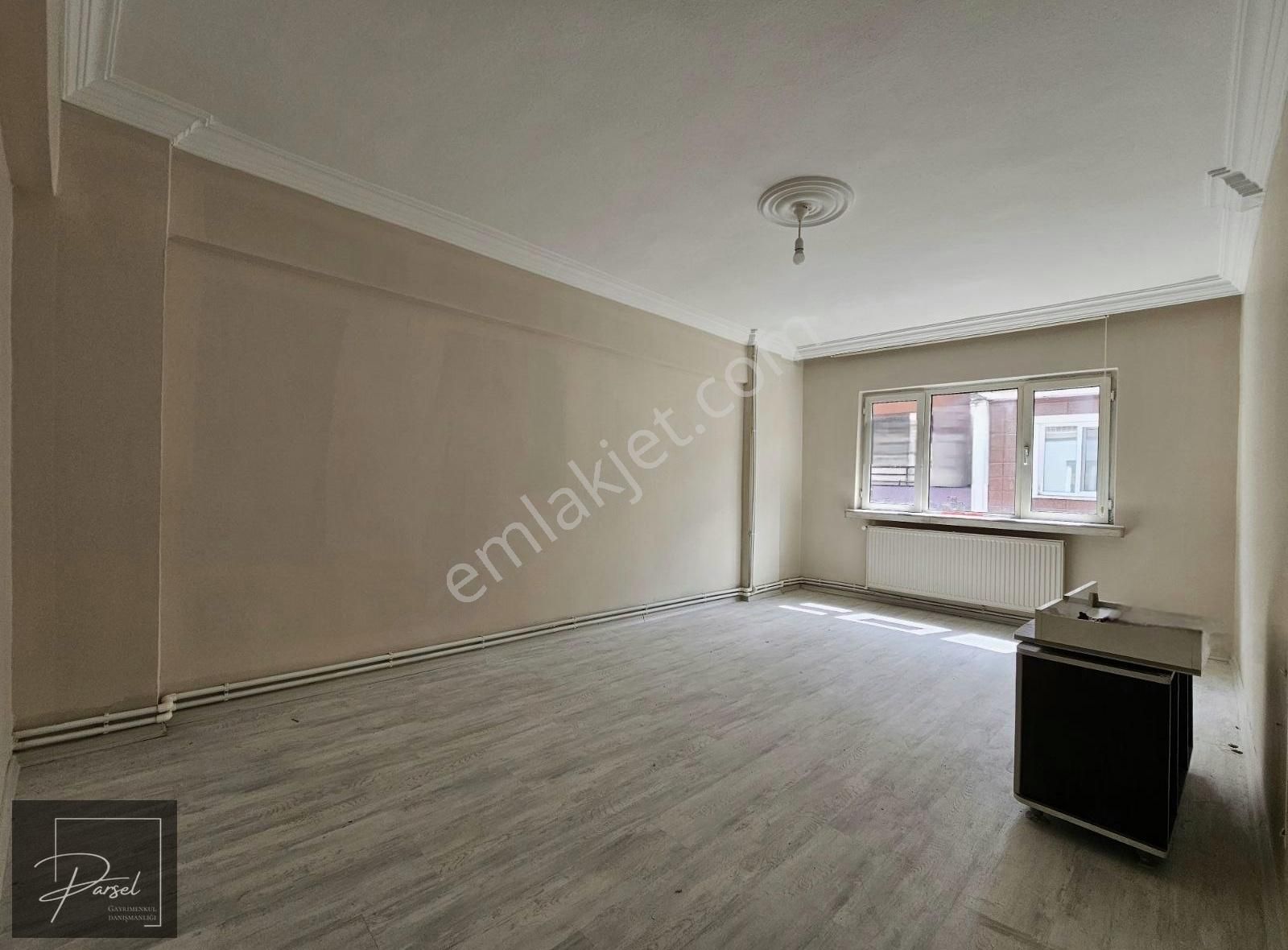 Parsel Gayrimenkulden Barlar Sokağında 140 M² Ara Kat Dublex 2+1