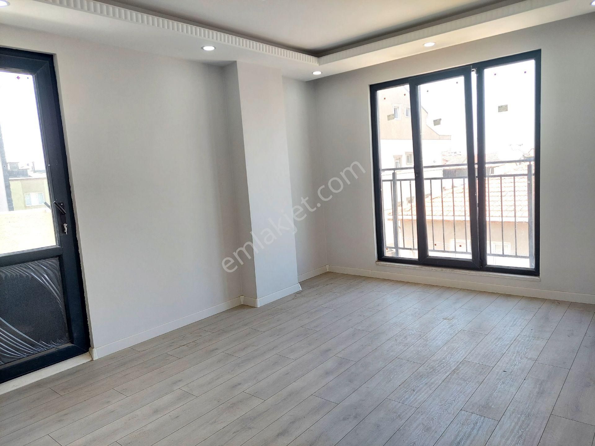 Satılık Dublex 3+1 140 M2 Darıca Pırıreıs Mah Tuzla Cad Cok Yakın