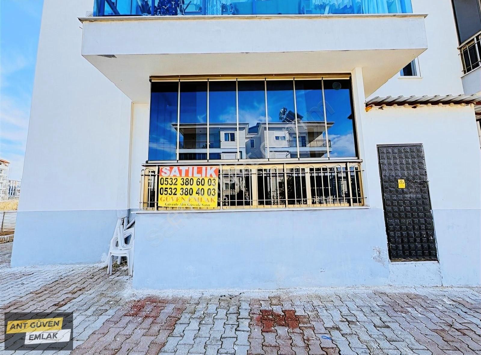 Bahçeyaka'da Doğalgazlı Caddeye Yakın 2+1 Yüksek Giriş Daire