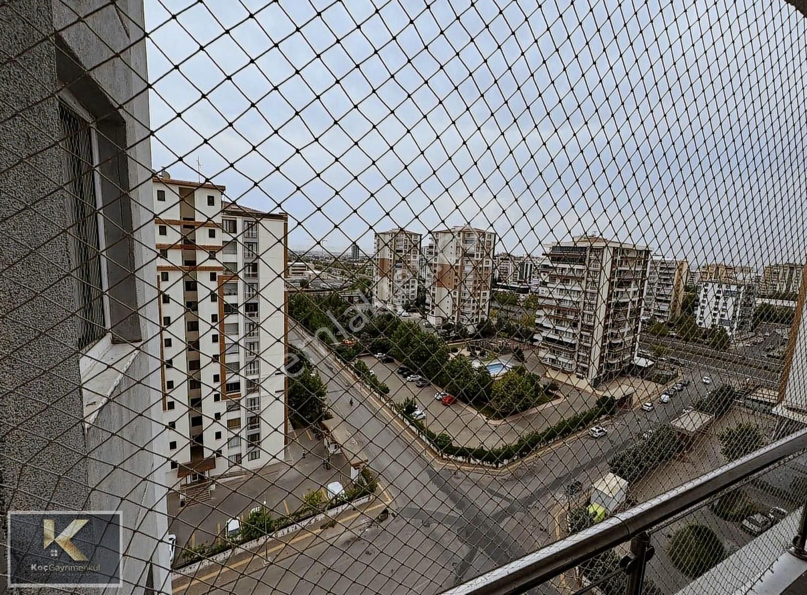 Tekel Kavşağında Satılık 4+1 Havuzlu Fırsat Daire