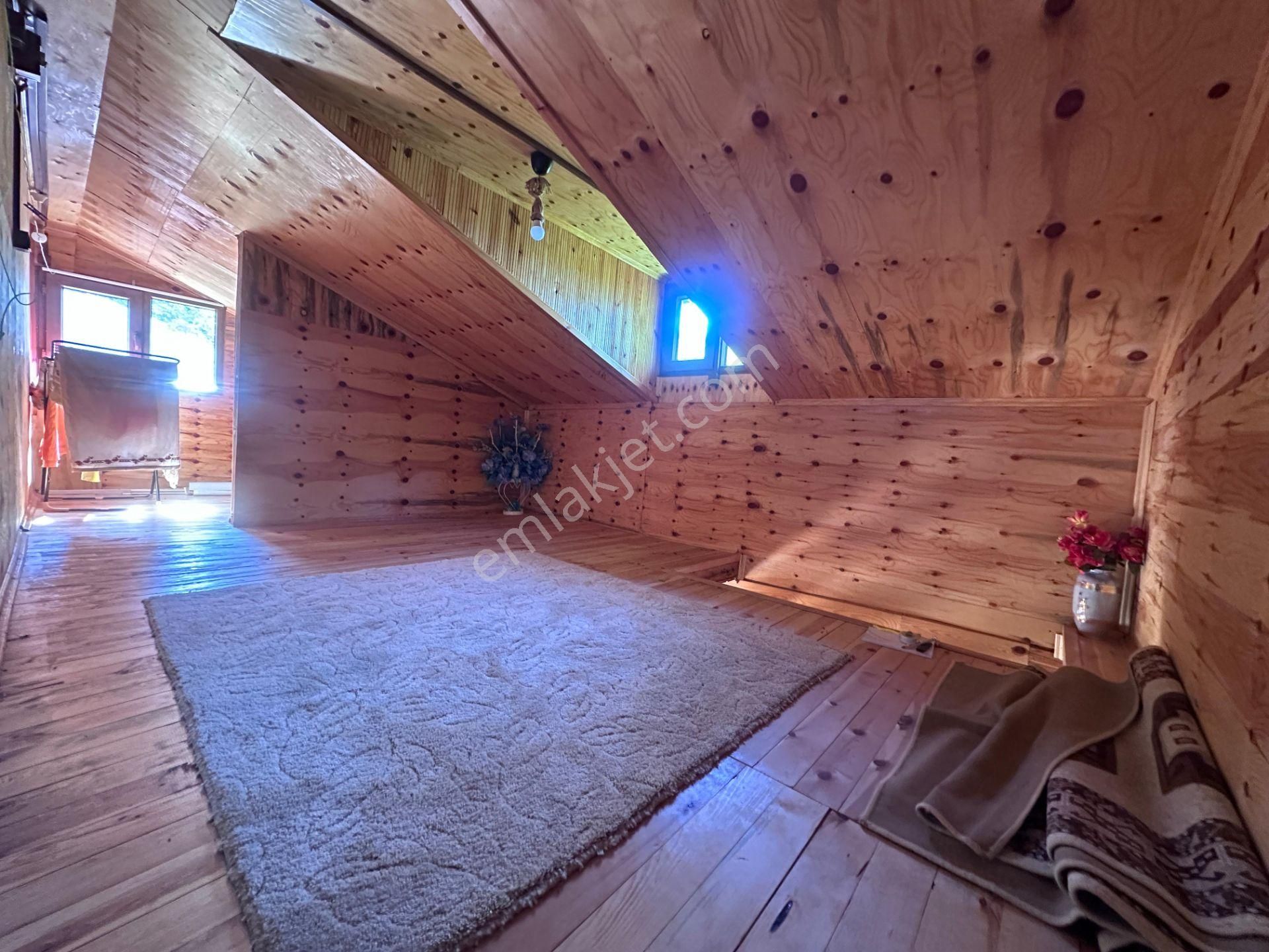 Şile Ağva Kalemköy’de Ahşap 2 Katlı Huzur Dolu Bir Yaşam Alanı - Görsel 9