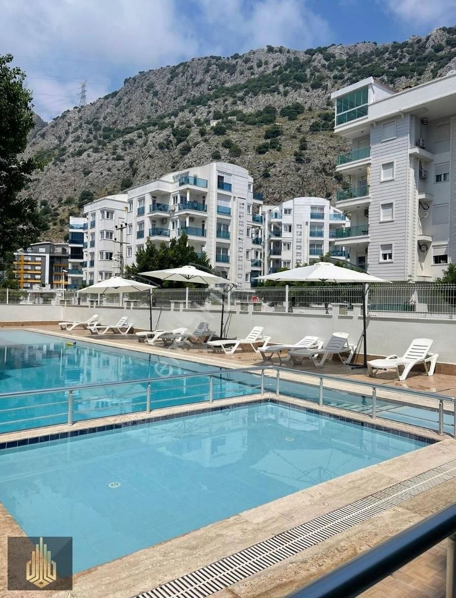 Antalya Konyaaltı Hurma Da 2+1 Çift Banyolu Full Eşyalı
