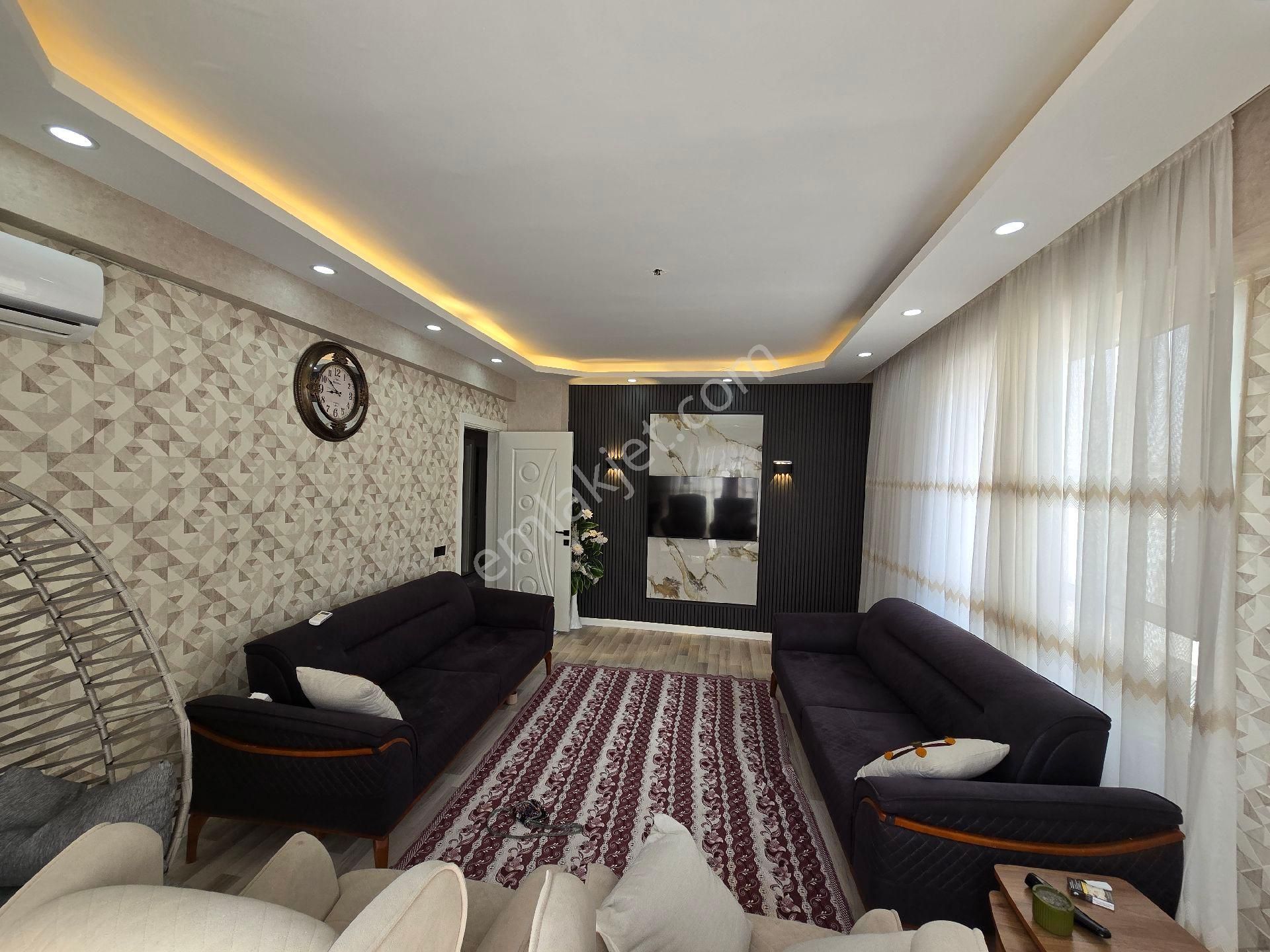 Satılık 2+1 Oda Büyüklüğünde Merkezi Konumda