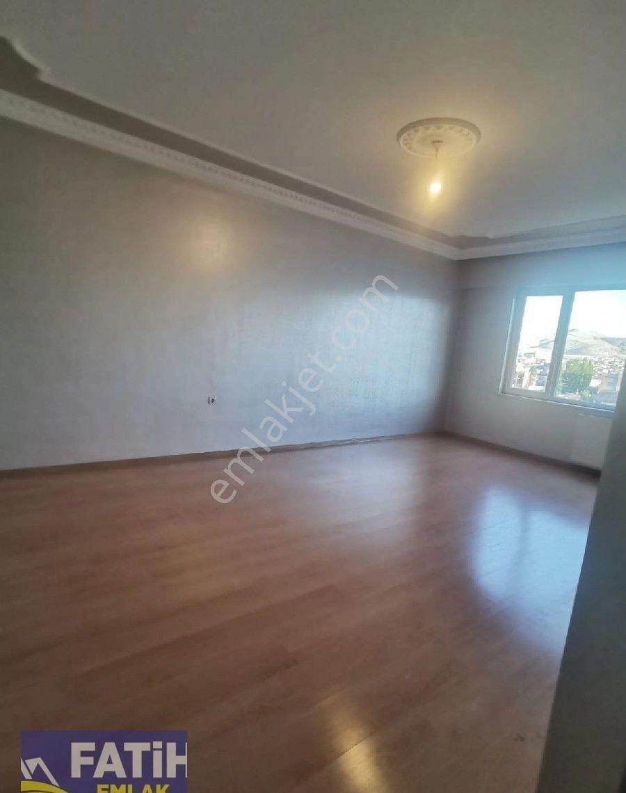 İkinisan Cad Erek Meydanı Mevki Acill Satılık 3+1 Daire - Görsel 8