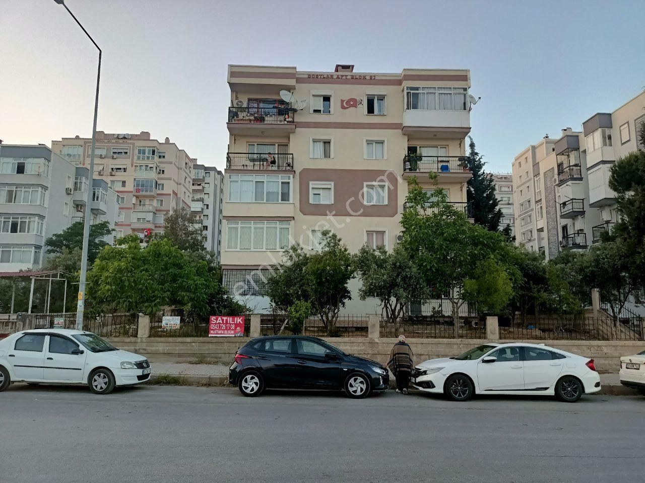 Evka 4 Mahallesinde Önü Açık 1+1 Satılık Daire
