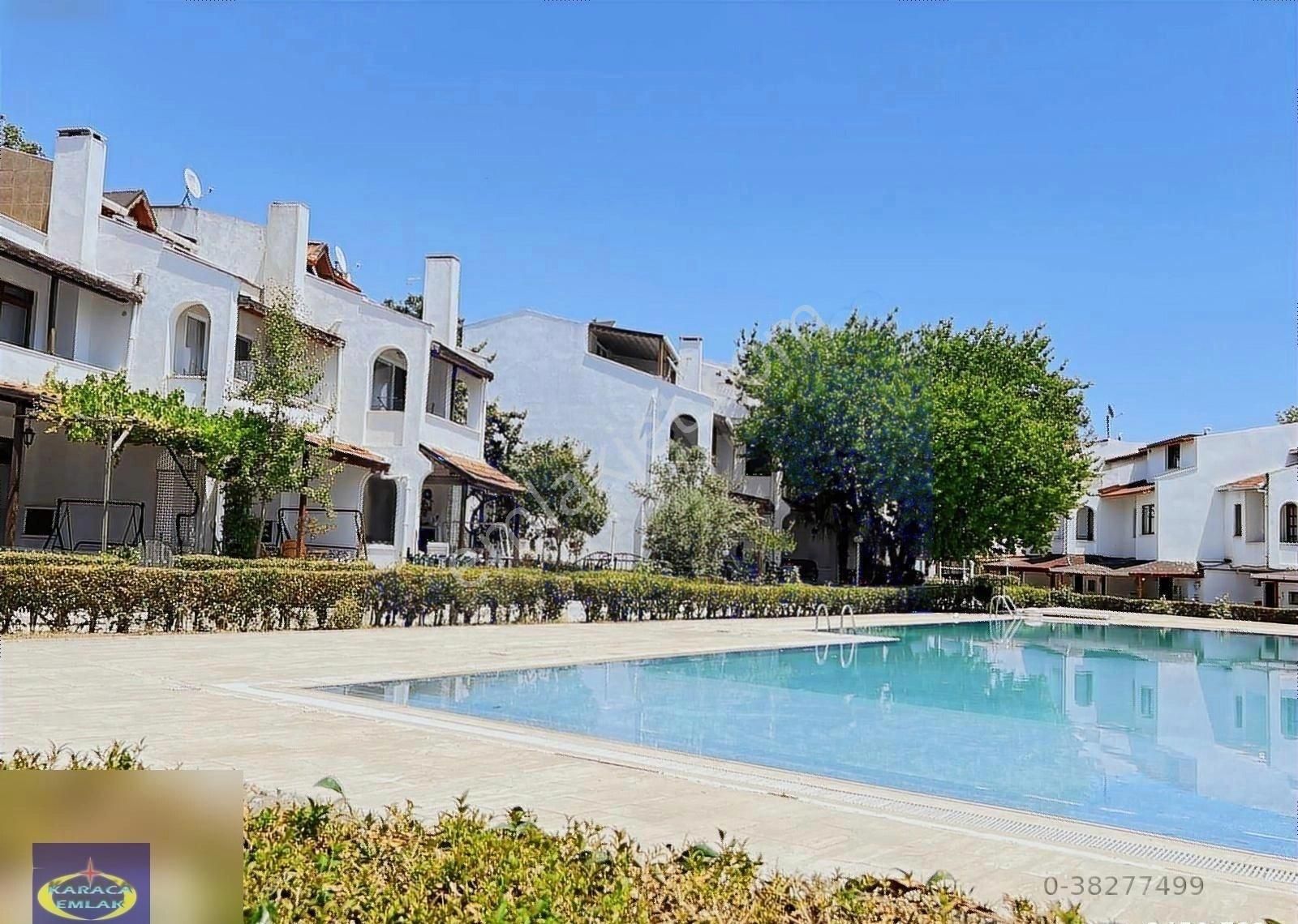 Marmara Yıldızevler Sit 3+1 Satılık Villa Deniz Ve Havuz Manzara