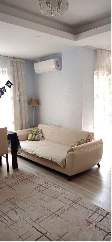Goldhouse Dan Satılık Güngören Yürüyüş Yolun Da 2+1 Daire