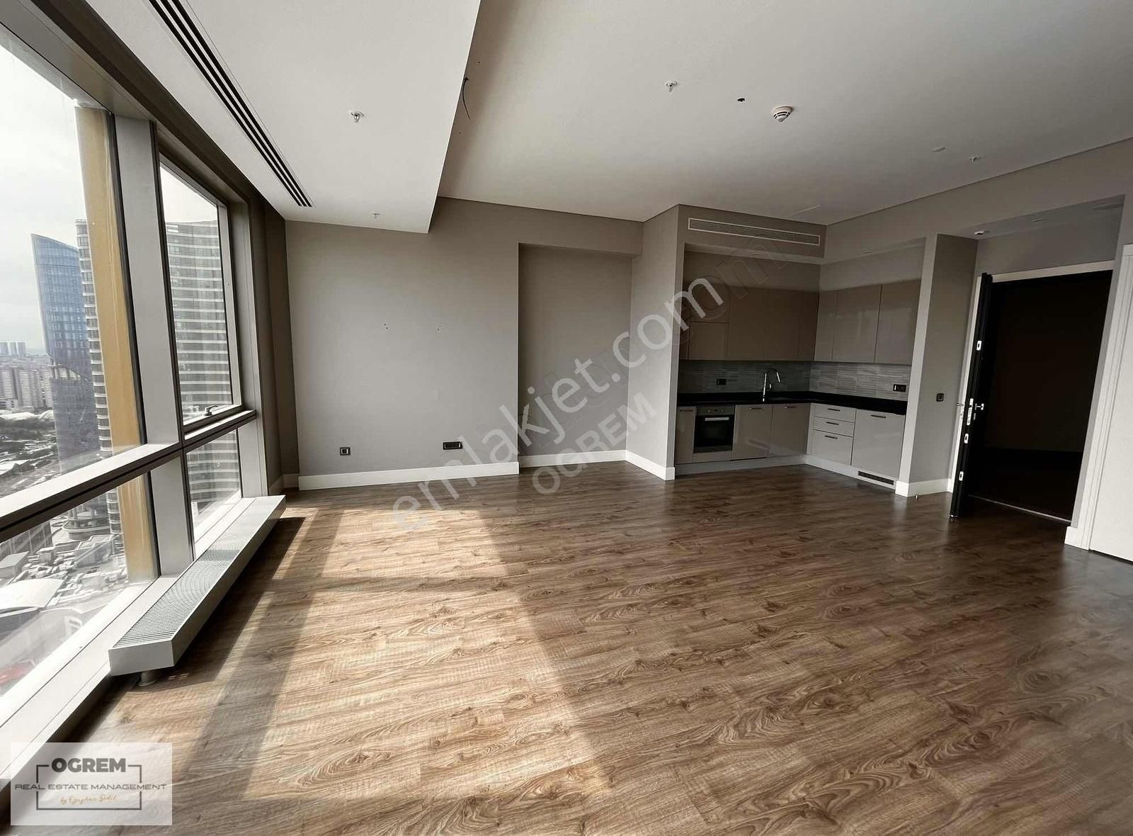 Metropol İstanbul / Adalar Manzaralı 1+1