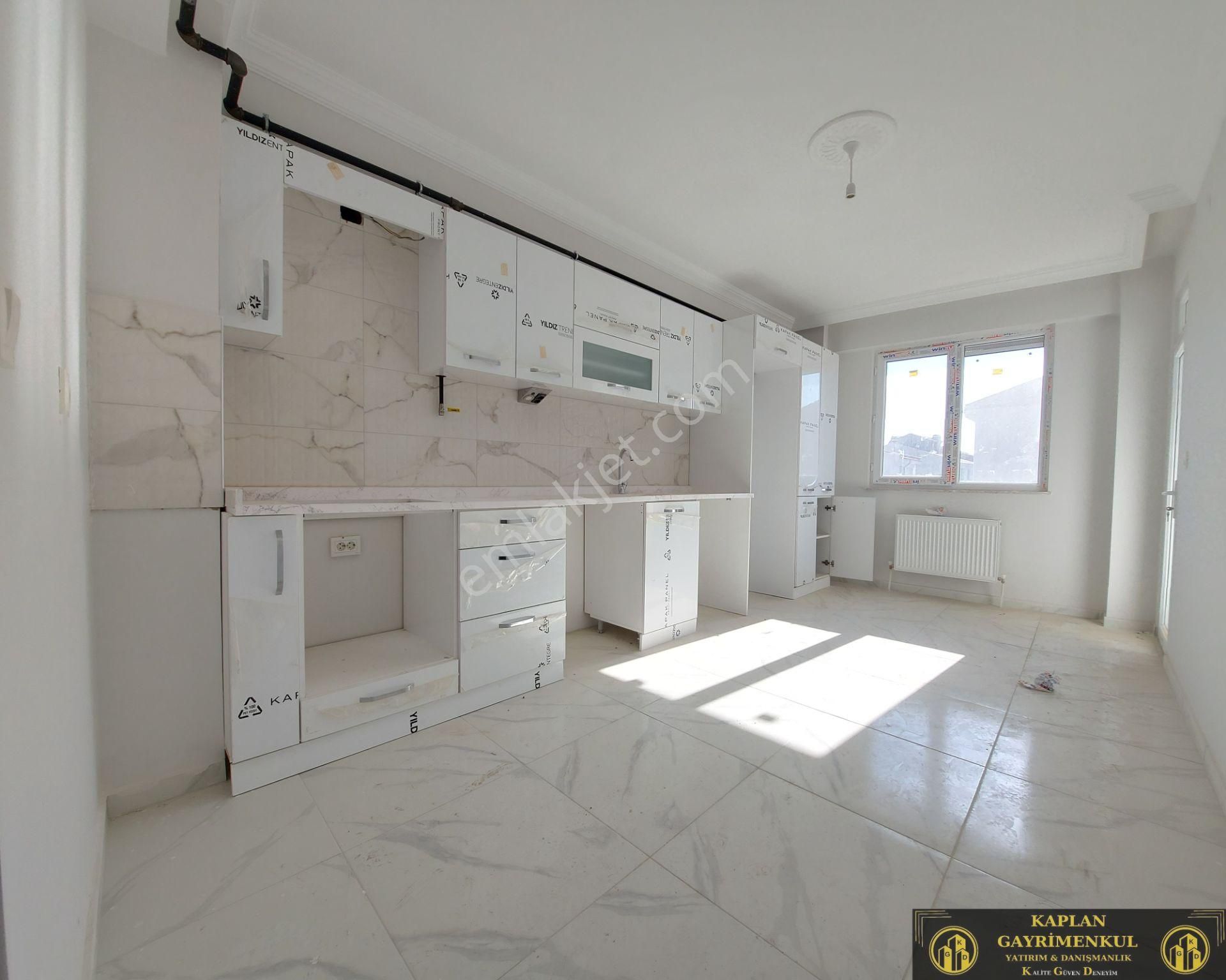 🏡 Kaplan Gayrimenkul’den Çamlıca Mah. Gündüz Ökçün Cad Yakını 3+1 130 M² Satılık Daire