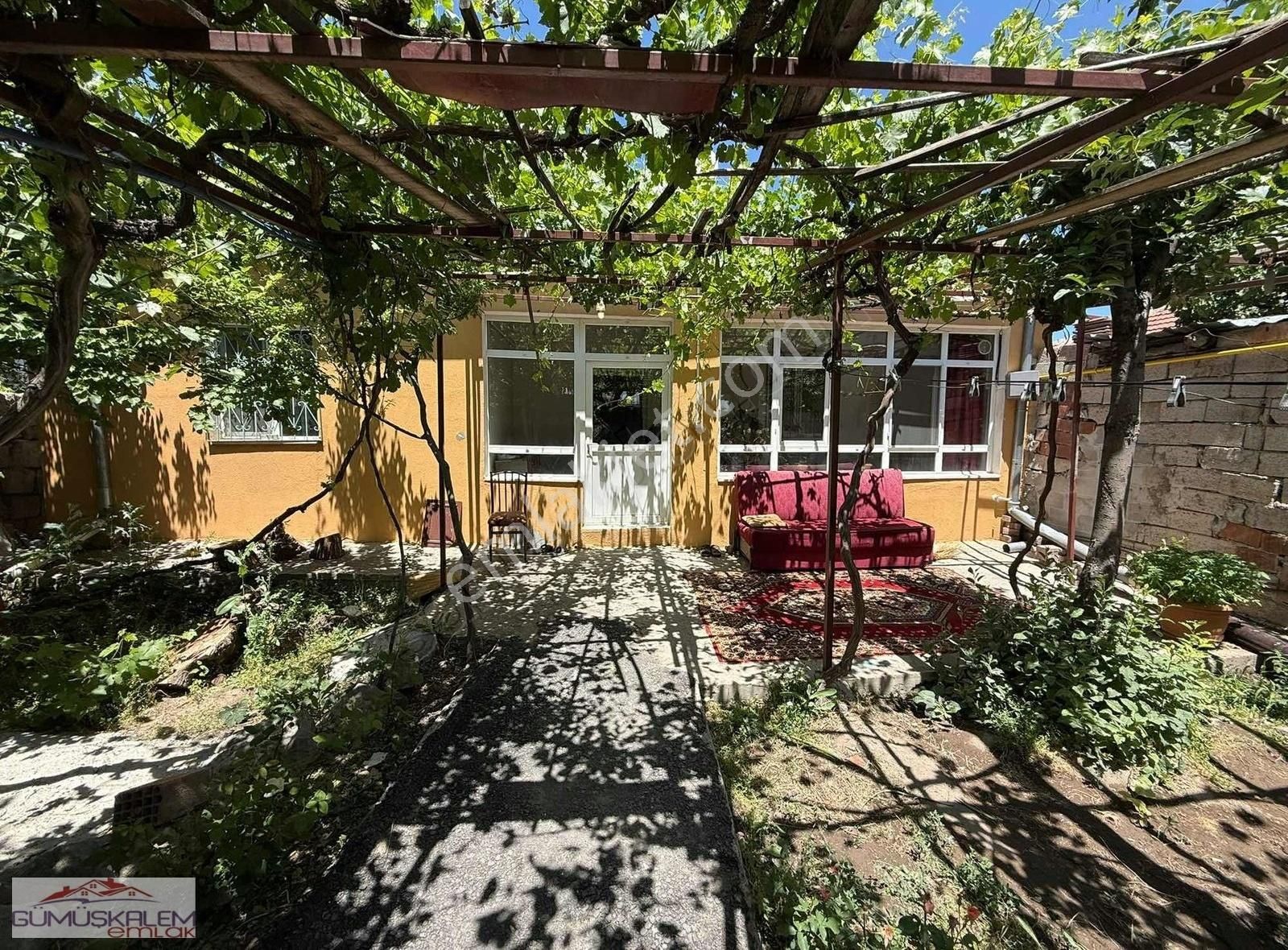 Talatpaşa Mh. De 3+1 Kombili Müstakil Ev