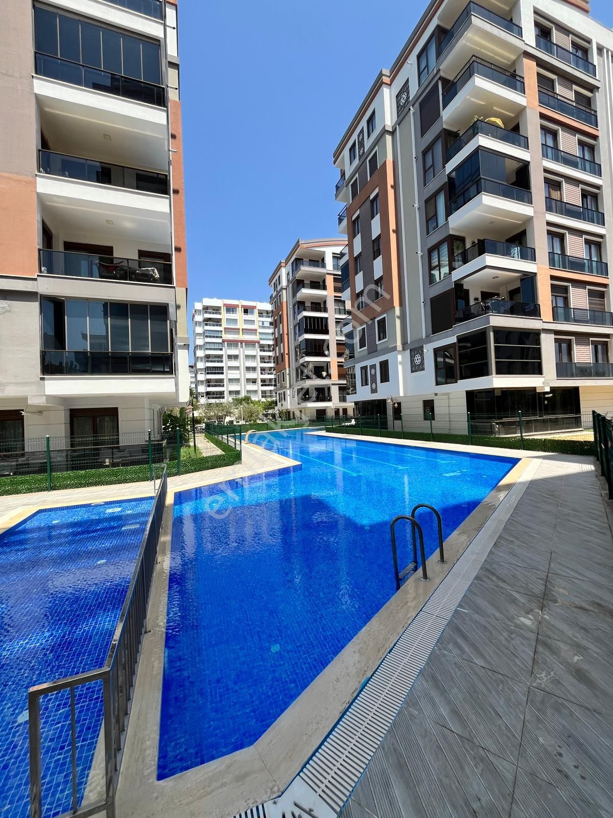 Elit Site İçi Full Kapsamlı Geniş Kullanışlı Arakat 3+1