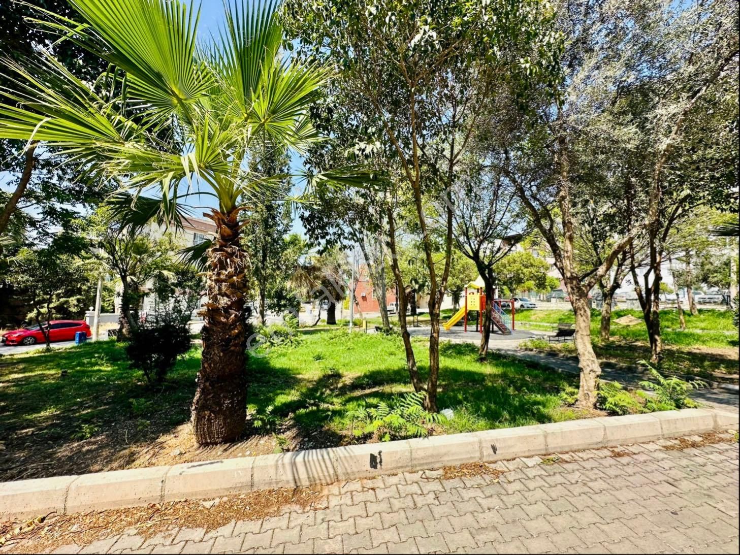 Er Yapı Emlak Ofisinden T.tepe Kampüs Civarı Eşyalı D.gazlı Kiralık 1+1